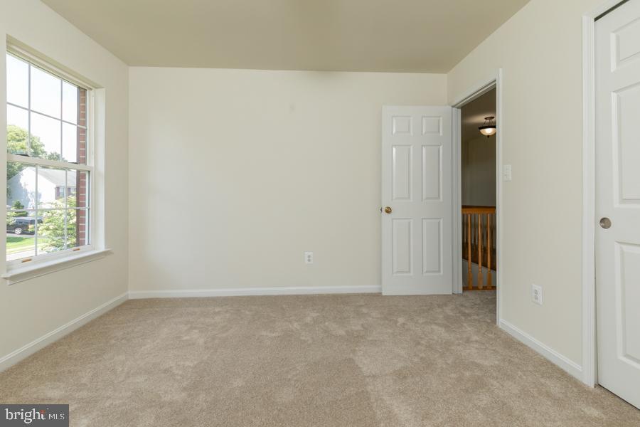 BLOOMS CROSSING - Residential