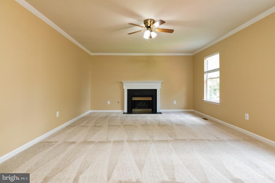 BLOOMS CROSSING - Residential