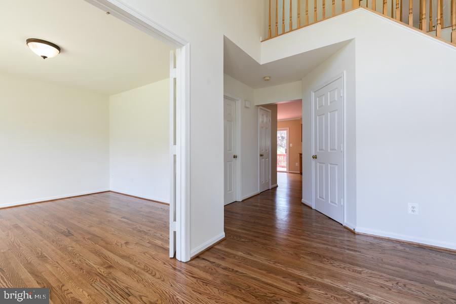 BLOOMS CROSSING - Residential