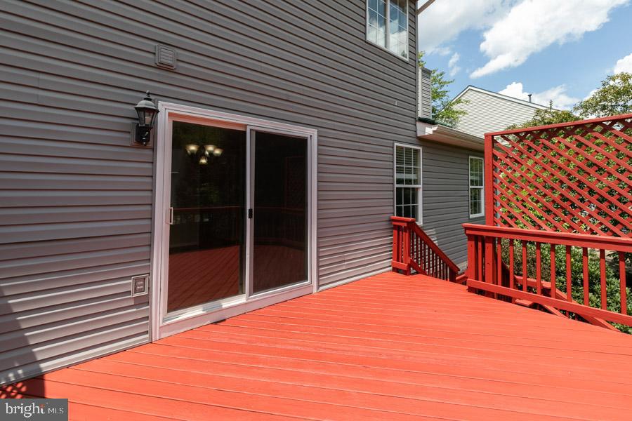 BLOOMS CROSSING - Residential