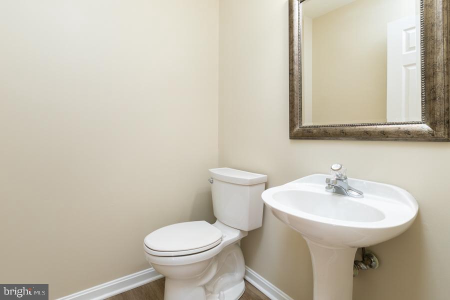 BLOOMS CROSSING - Residential