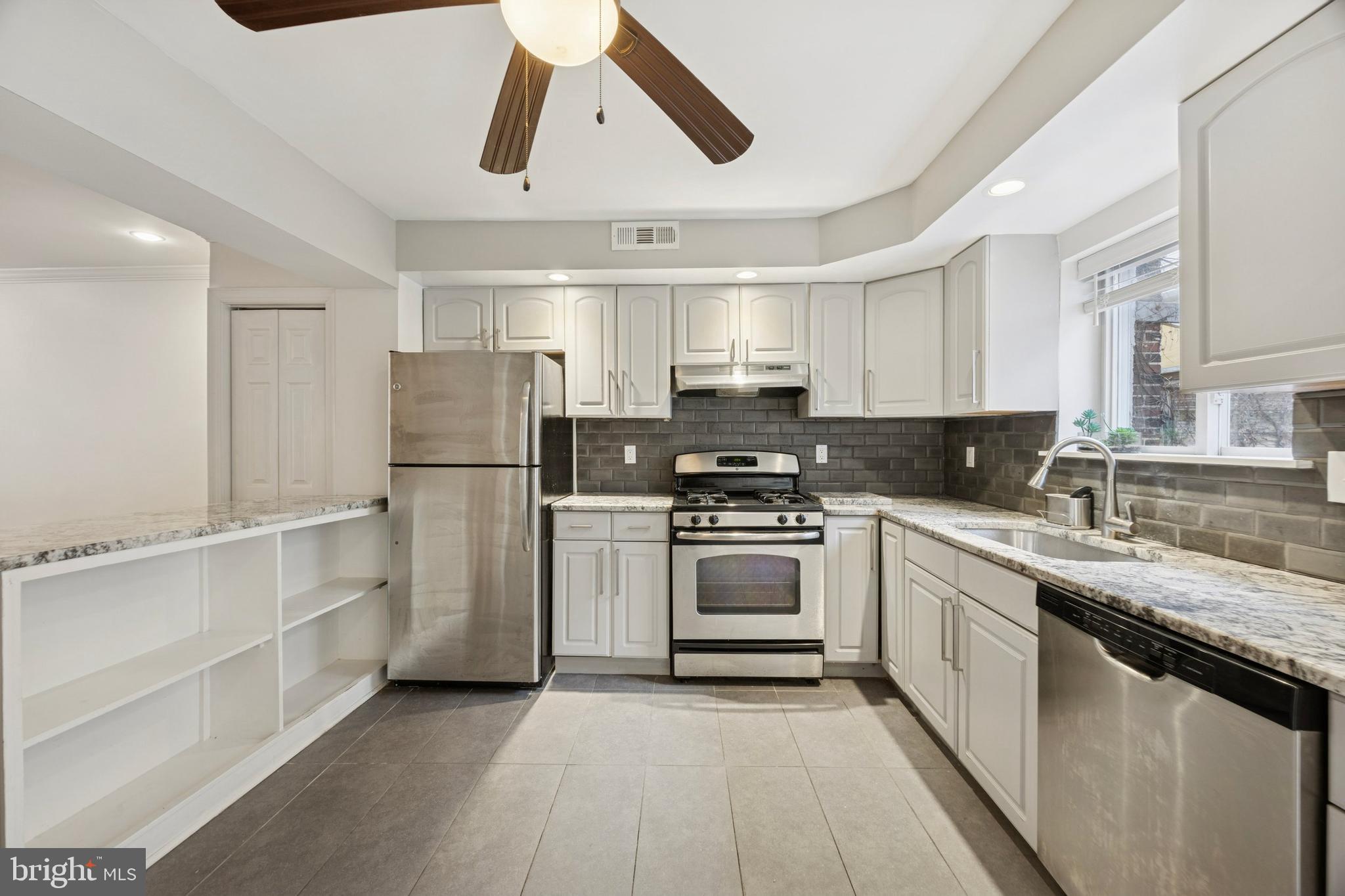 1814 S JUNIPER STREET