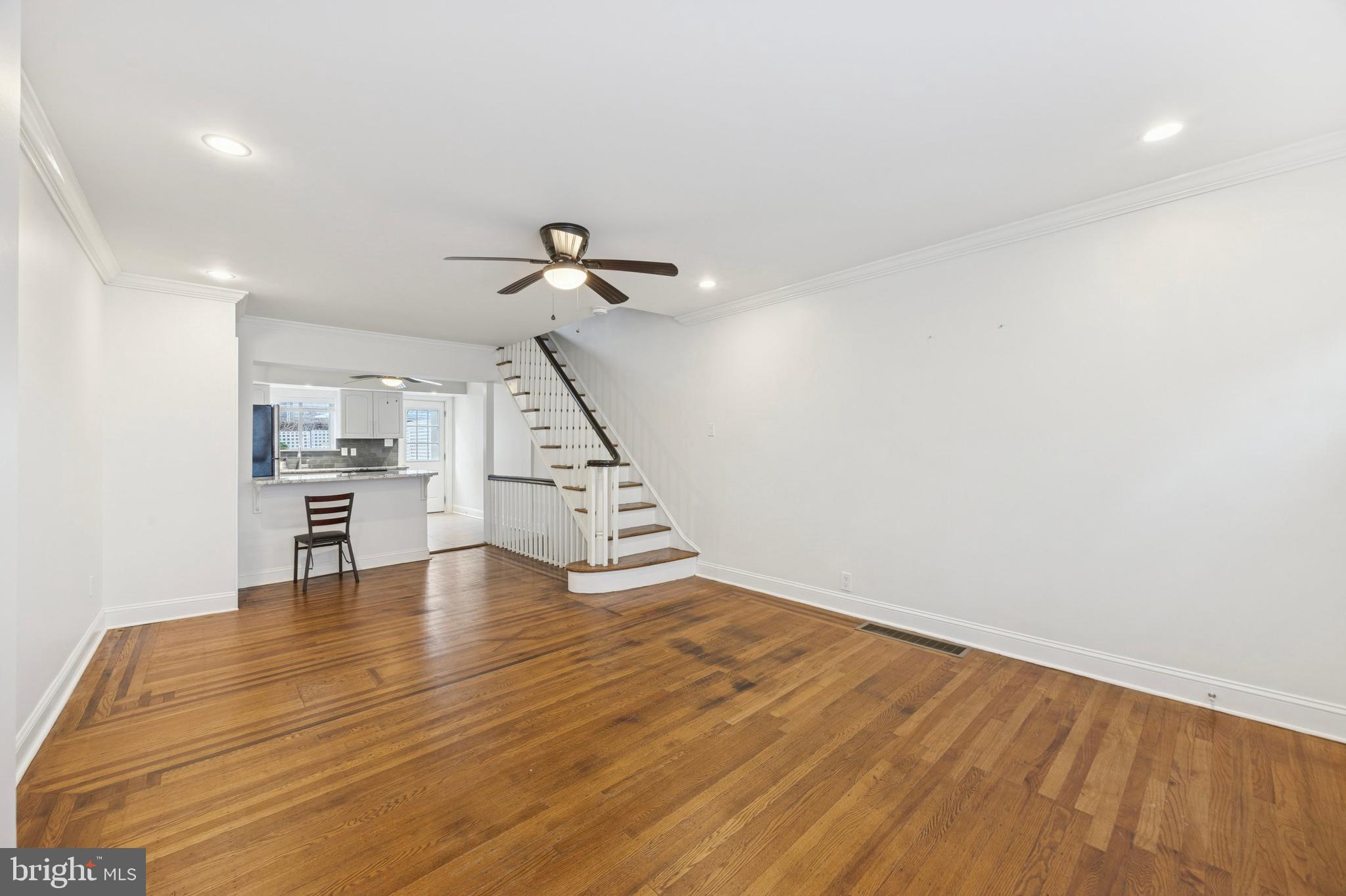 1814 S JUNIPER STREET