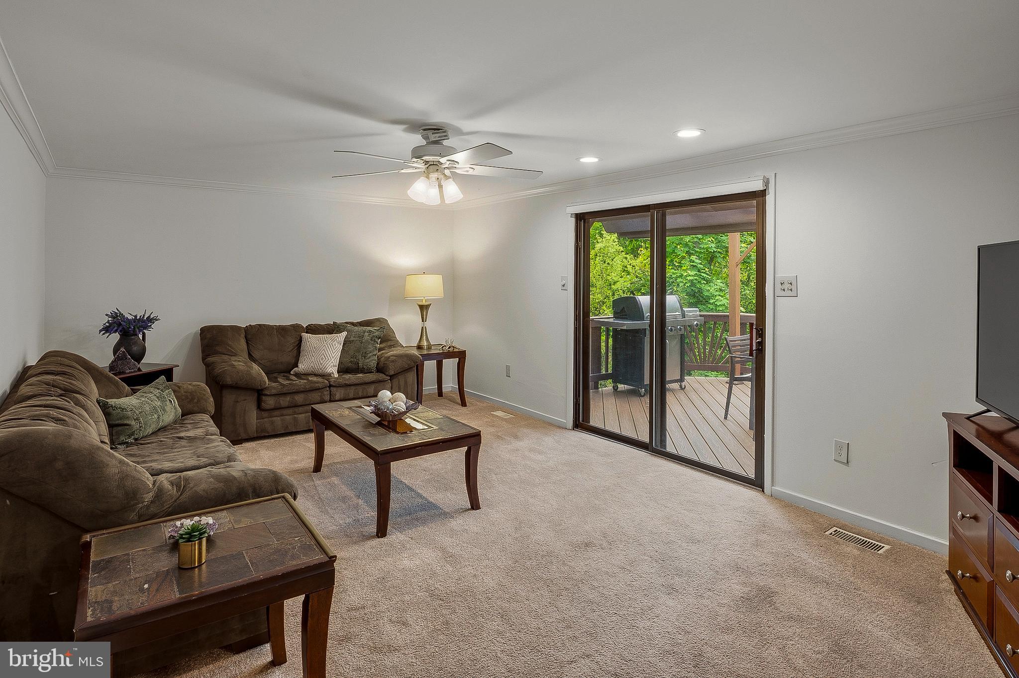 VILLAGE OF OWEN BROWN - Residential