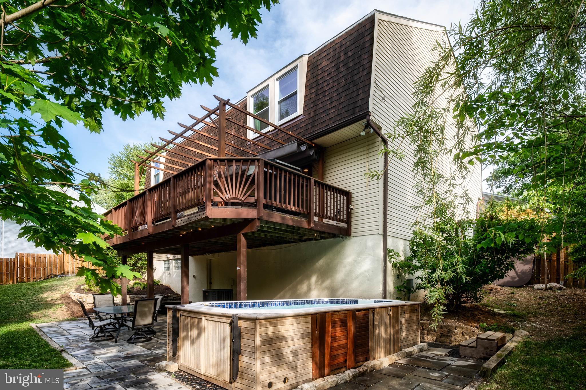 VILLAGE OF OWEN BROWN - Residential