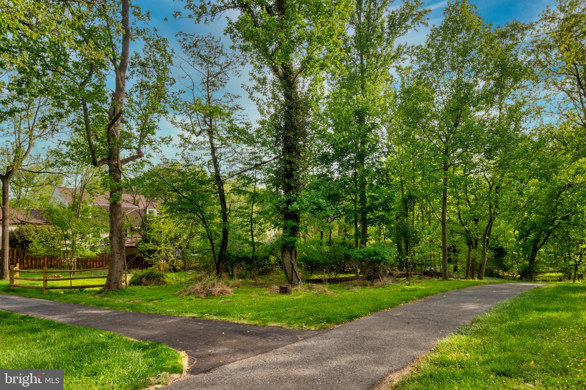 VILLAGE OF OWEN BROWN - Residential