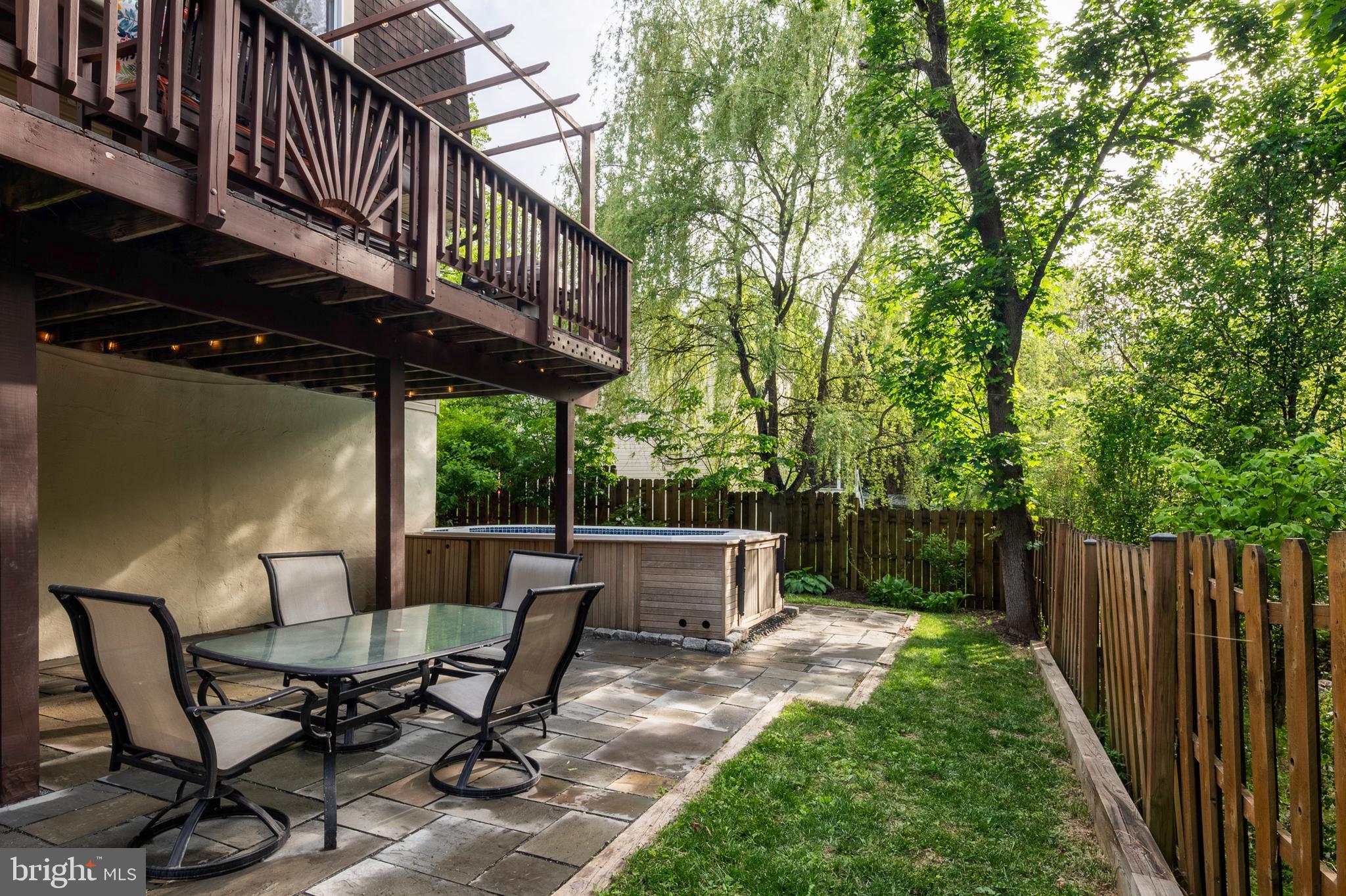 VILLAGE OF OWEN BROWN - Residential