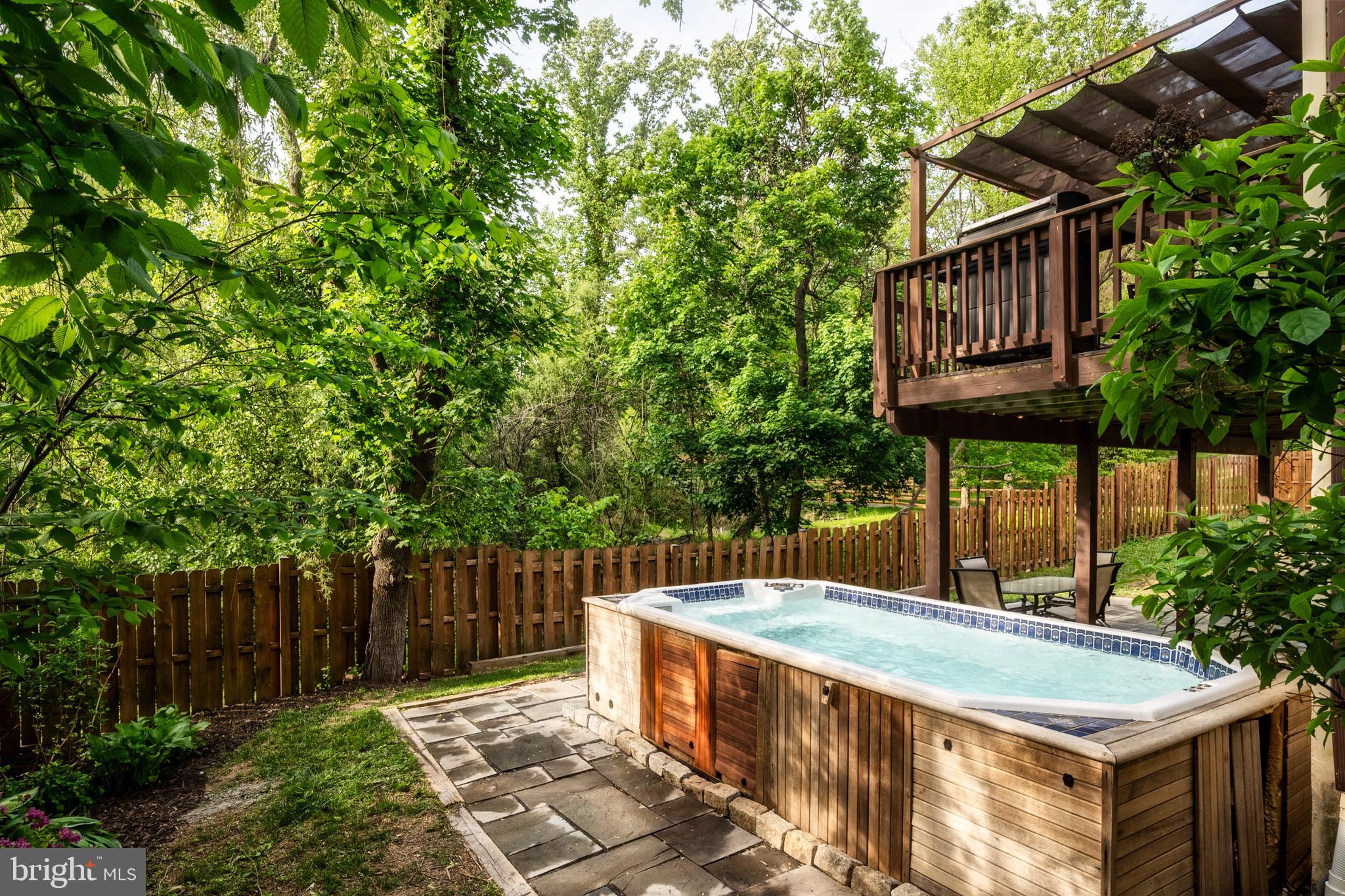 VILLAGE OF OWEN BROWN - Residential