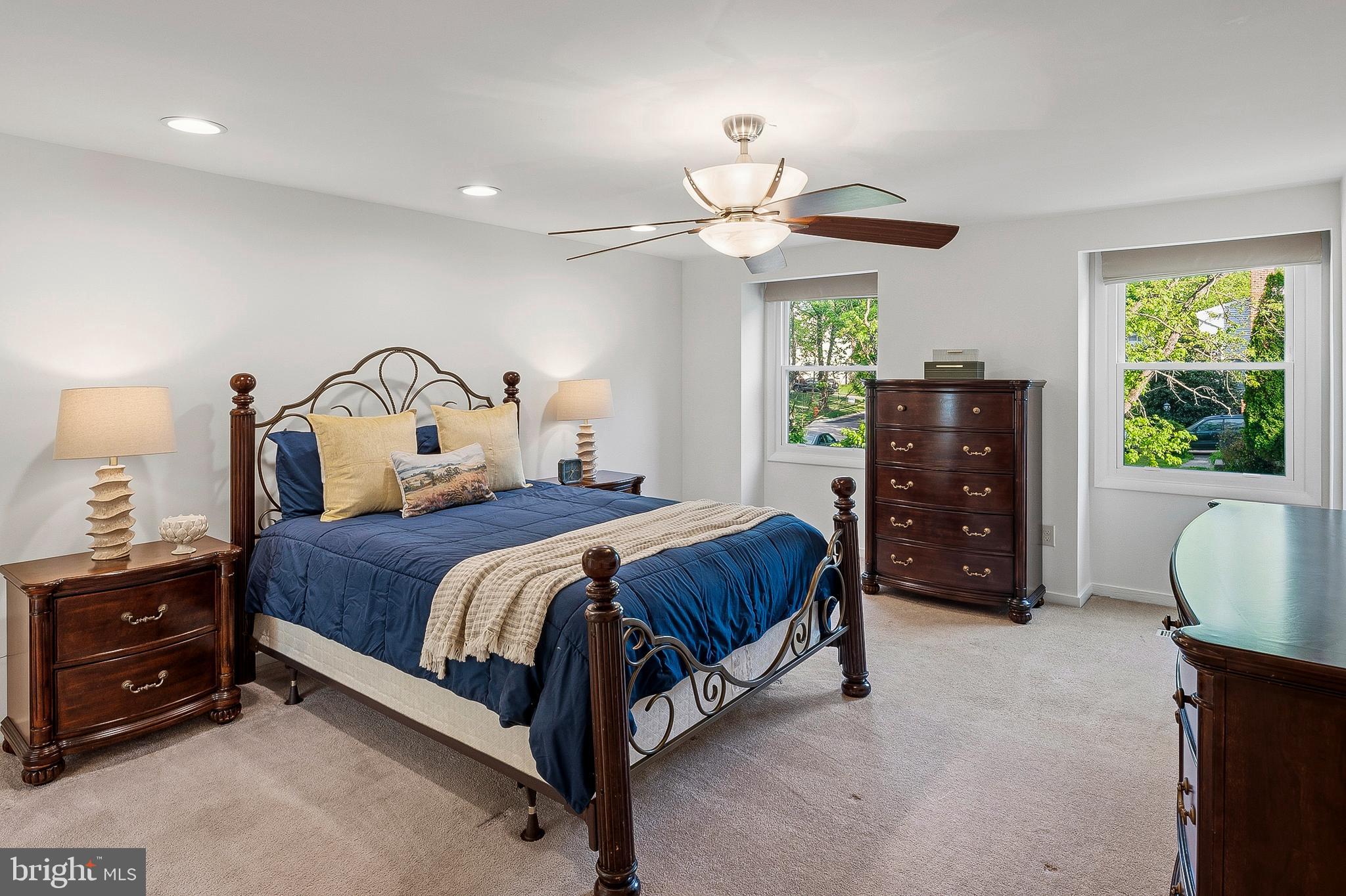 VILLAGE OF OWEN BROWN - Residential