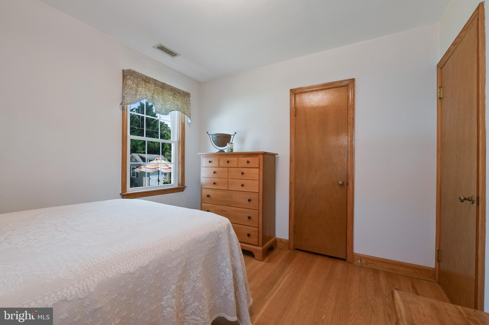 EAST LINTHICUM HEIGHTS - Residential