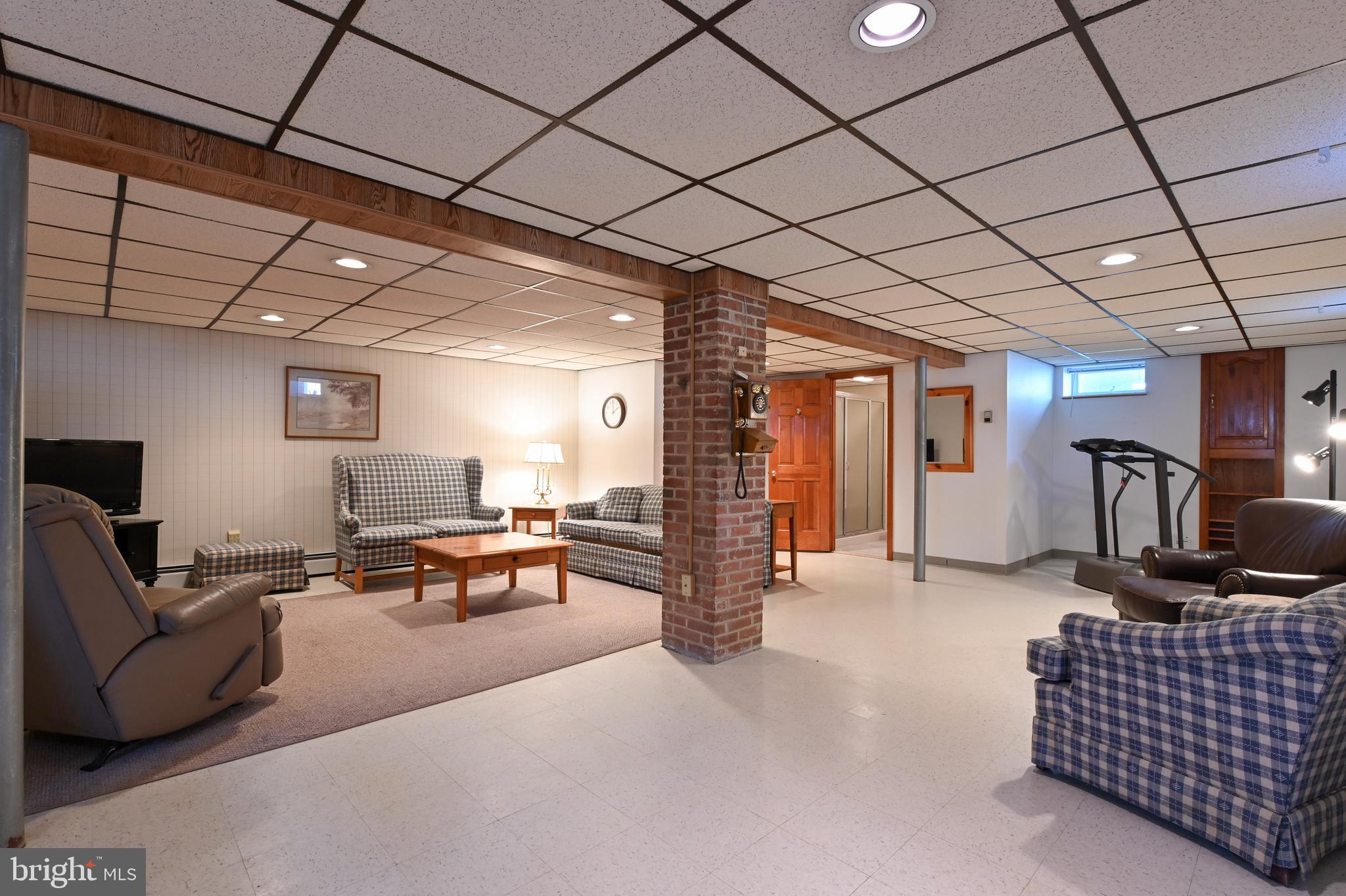 EAST LINTHICUM HEIGHTS - Residential