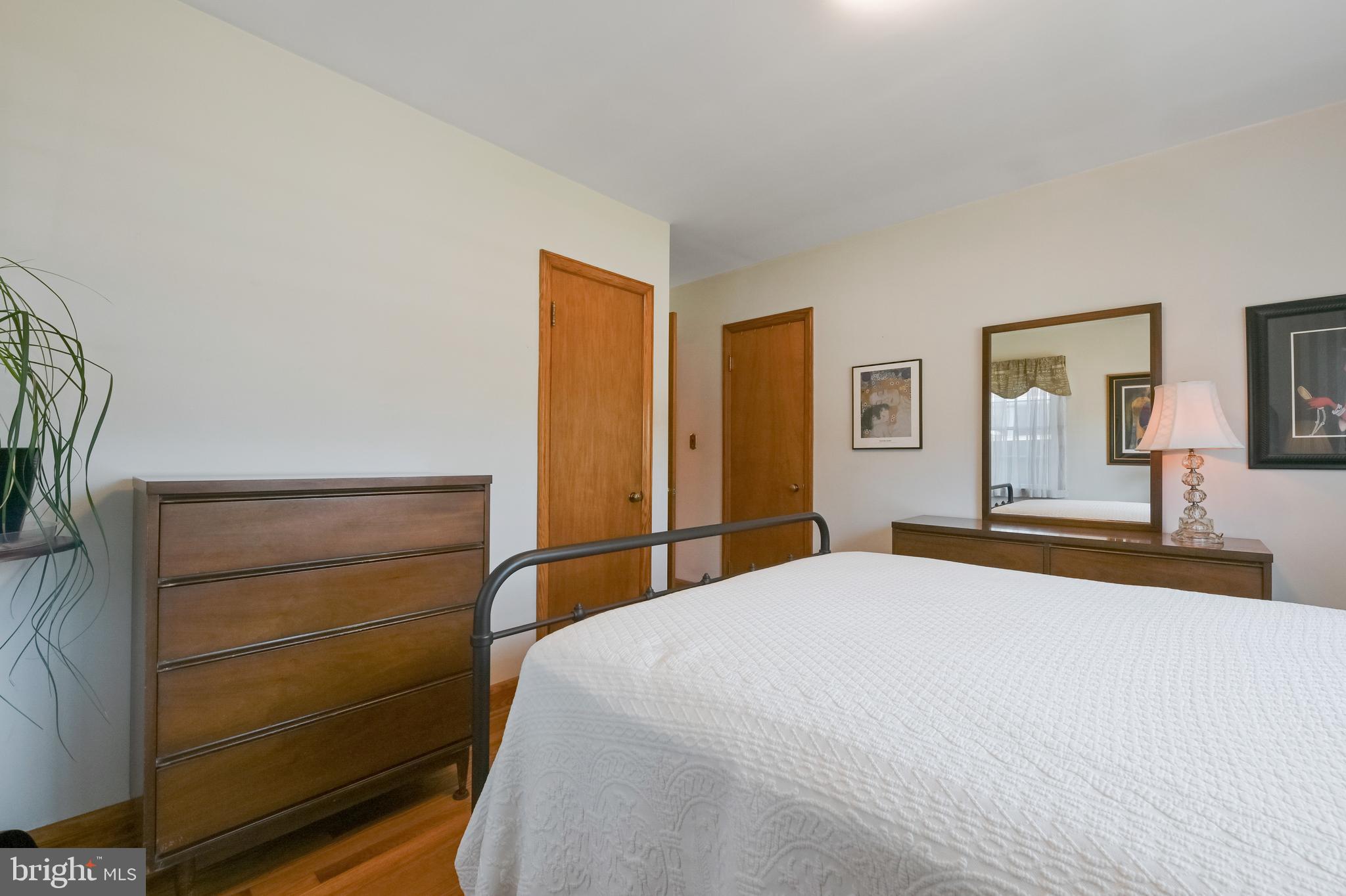 EAST LINTHICUM HEIGHTS - Residential