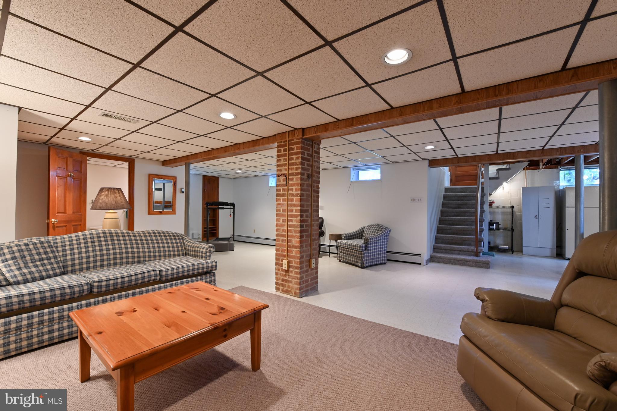 EAST LINTHICUM HEIGHTS - Residential