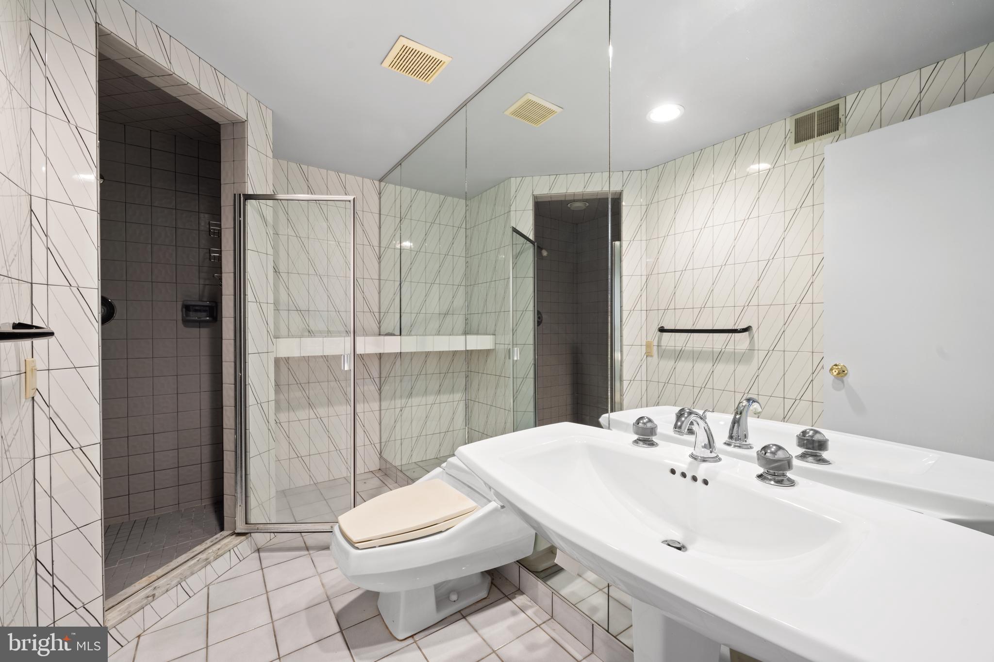 SPRINGTON POINTE - Residential