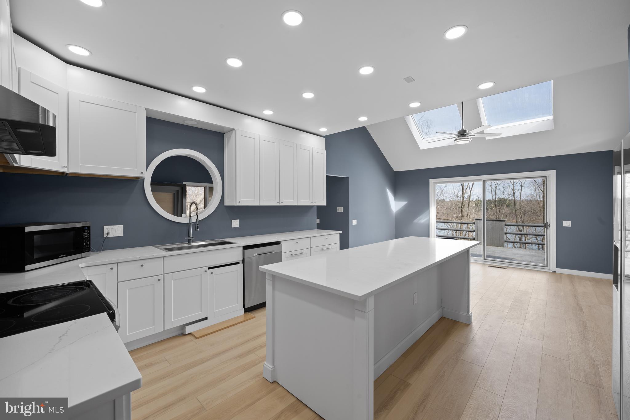 SPRINGTON POINTE - Residential