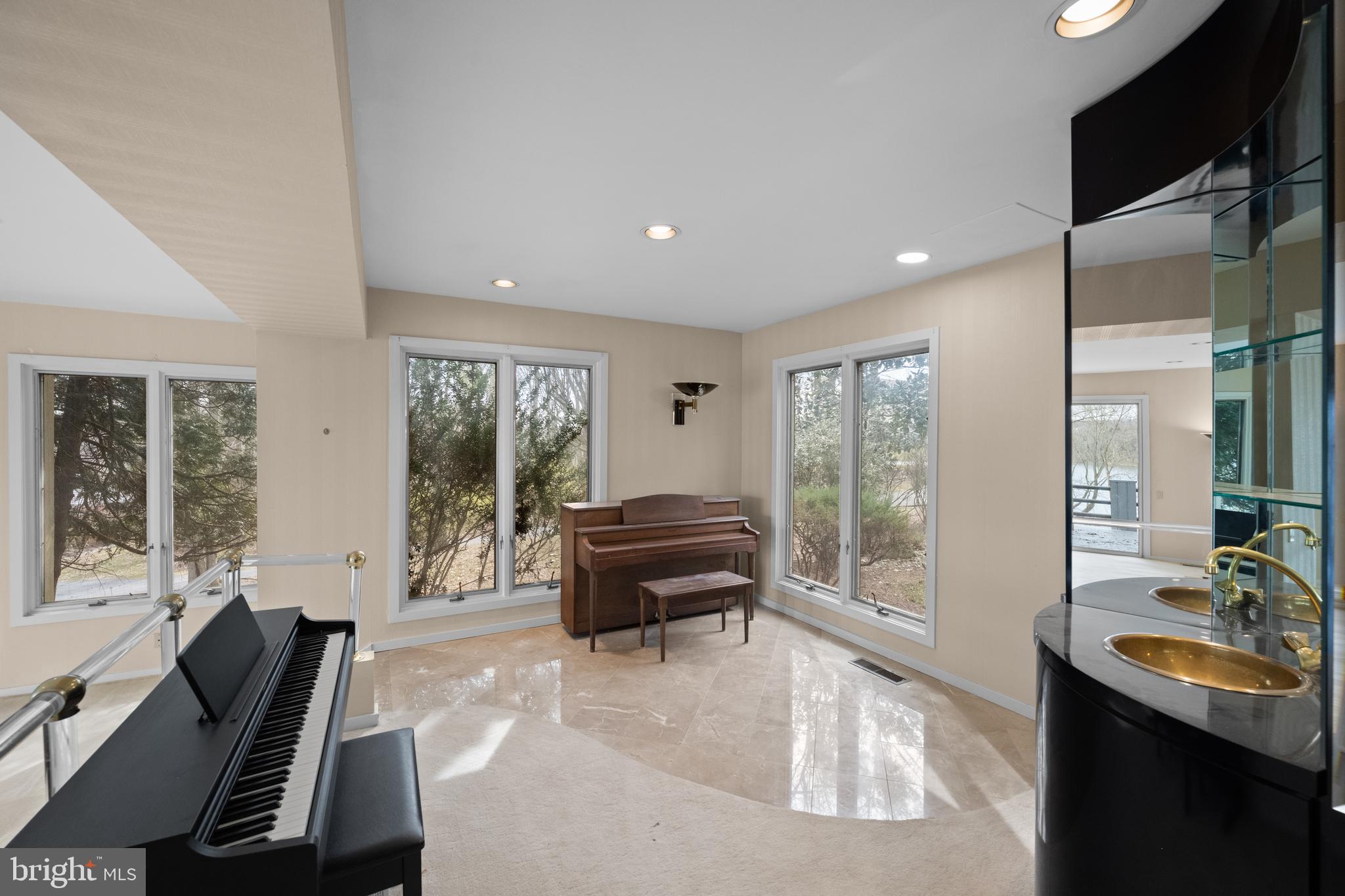 SPRINGTON POINTE - Residential