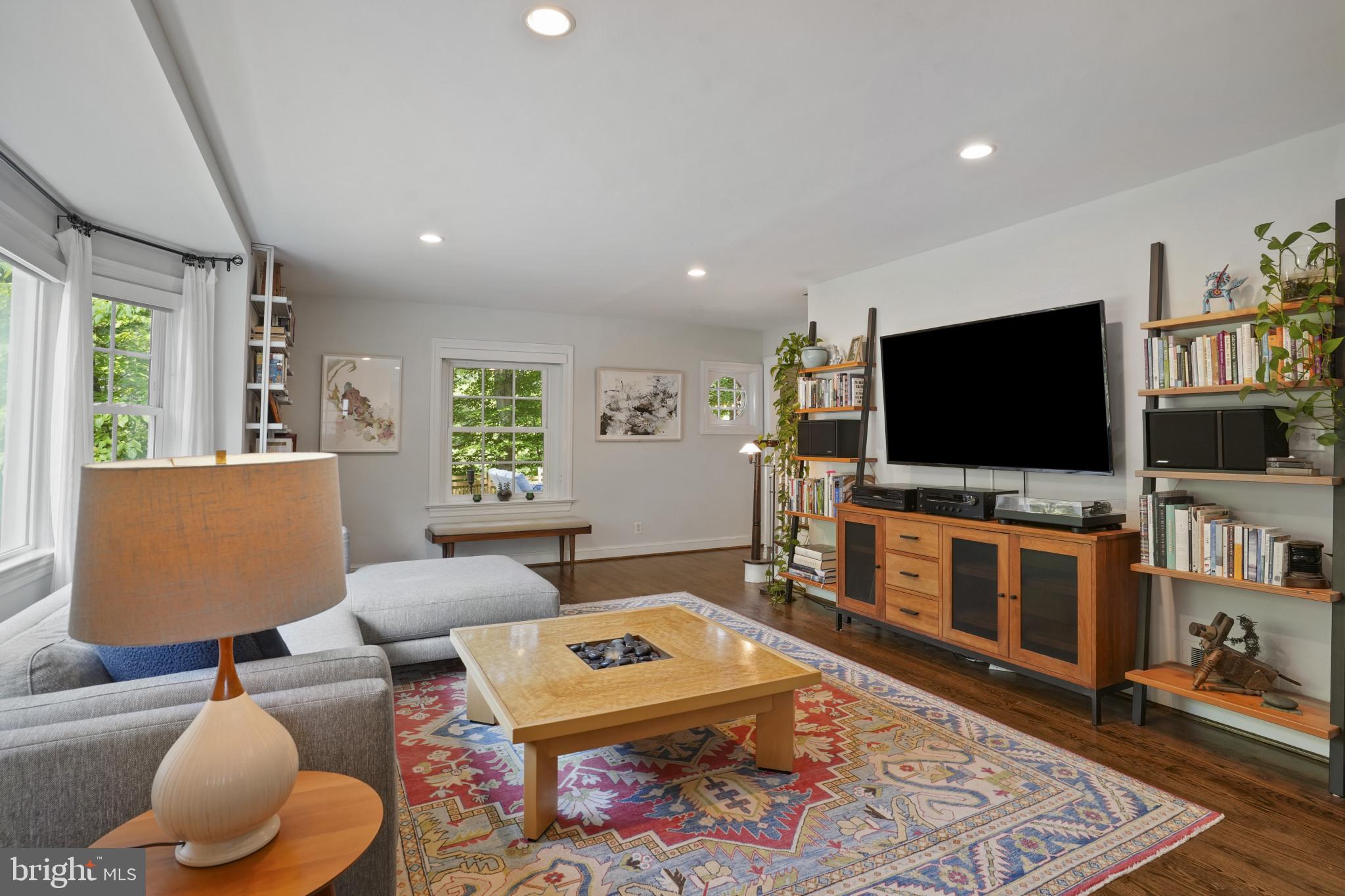 6620 CHARLESWAY