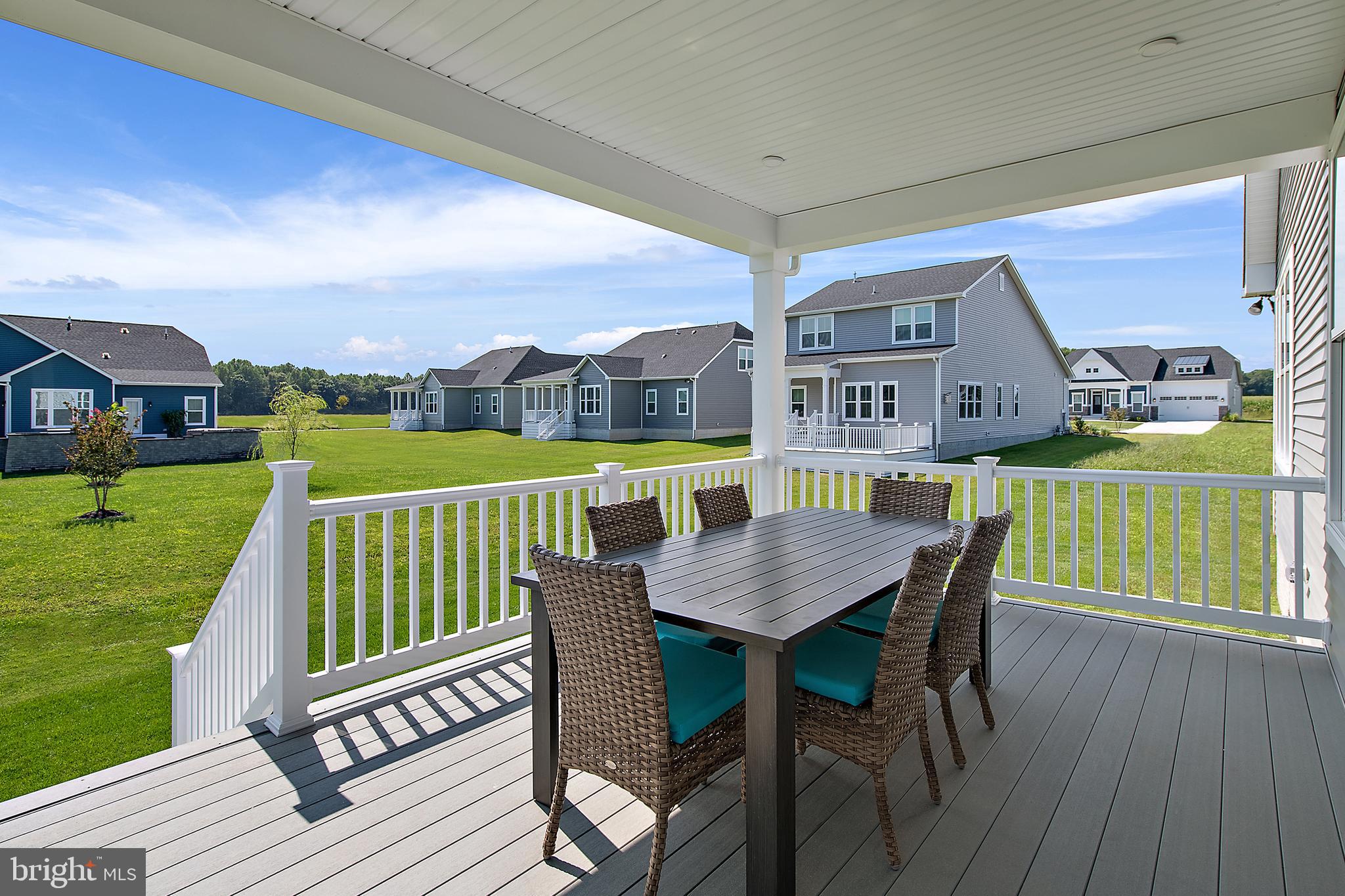 TWO RIVERS - Residential