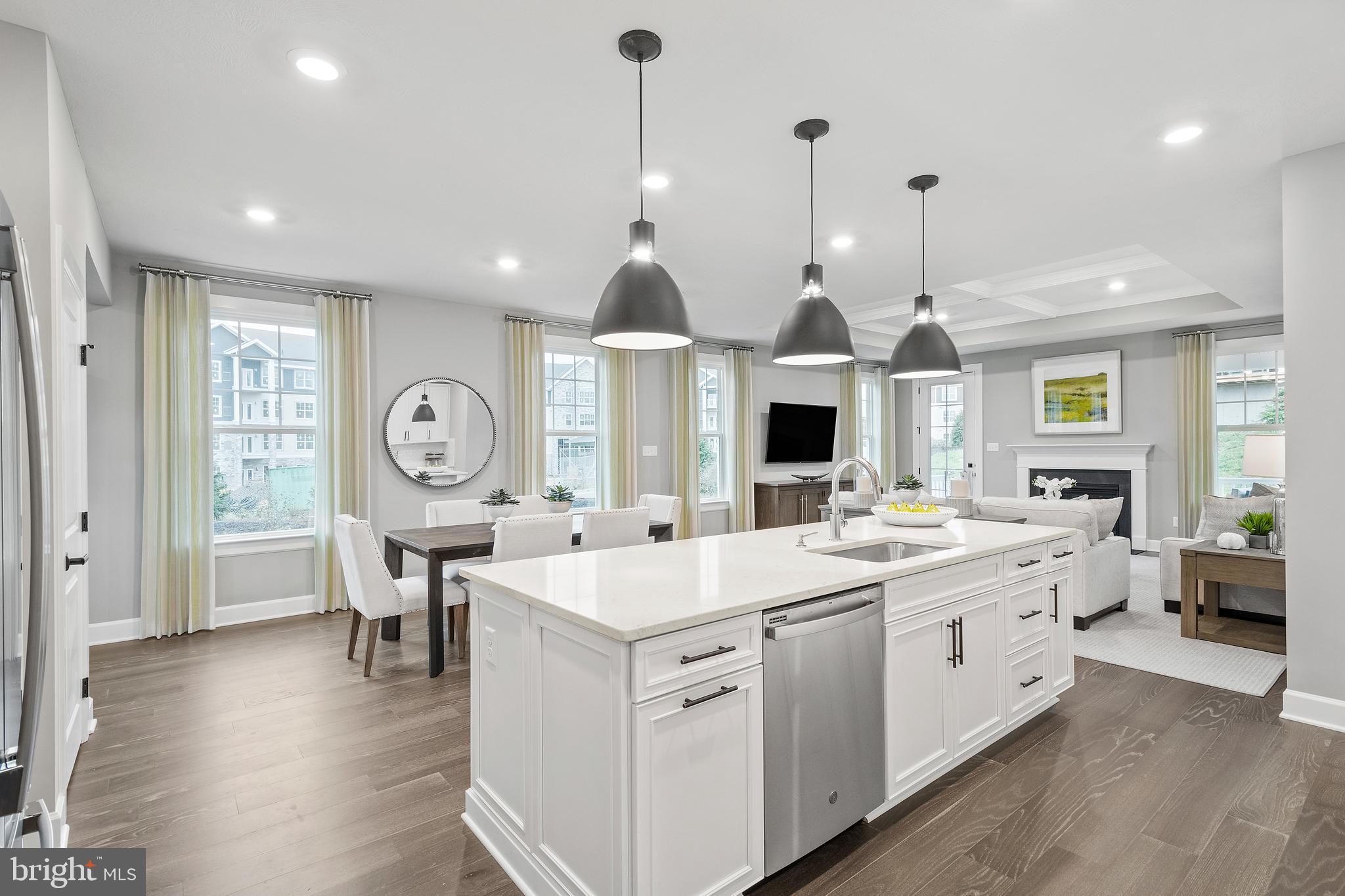 TWO RIVERS - Residential