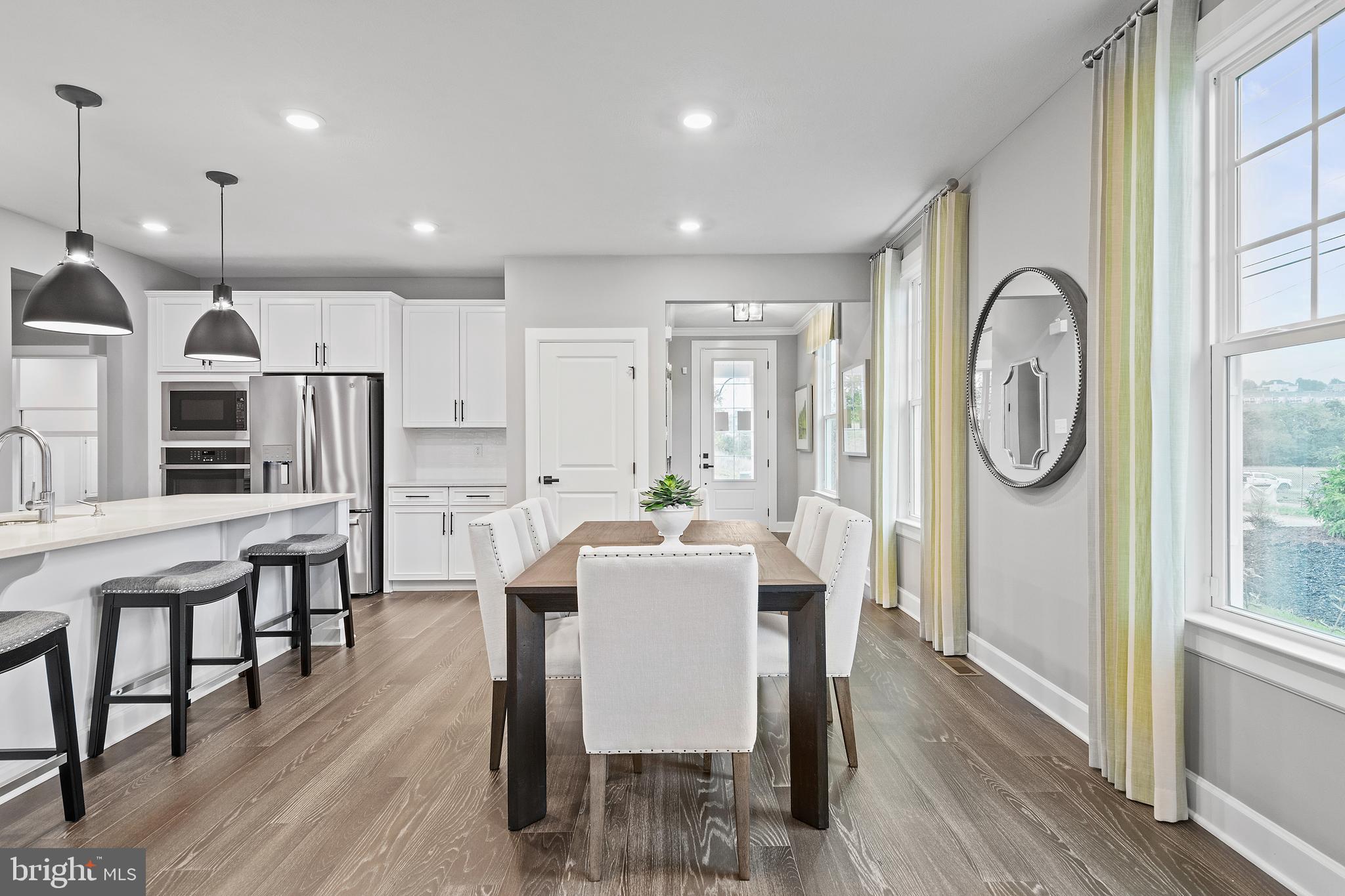 TWO RIVERS - Residential