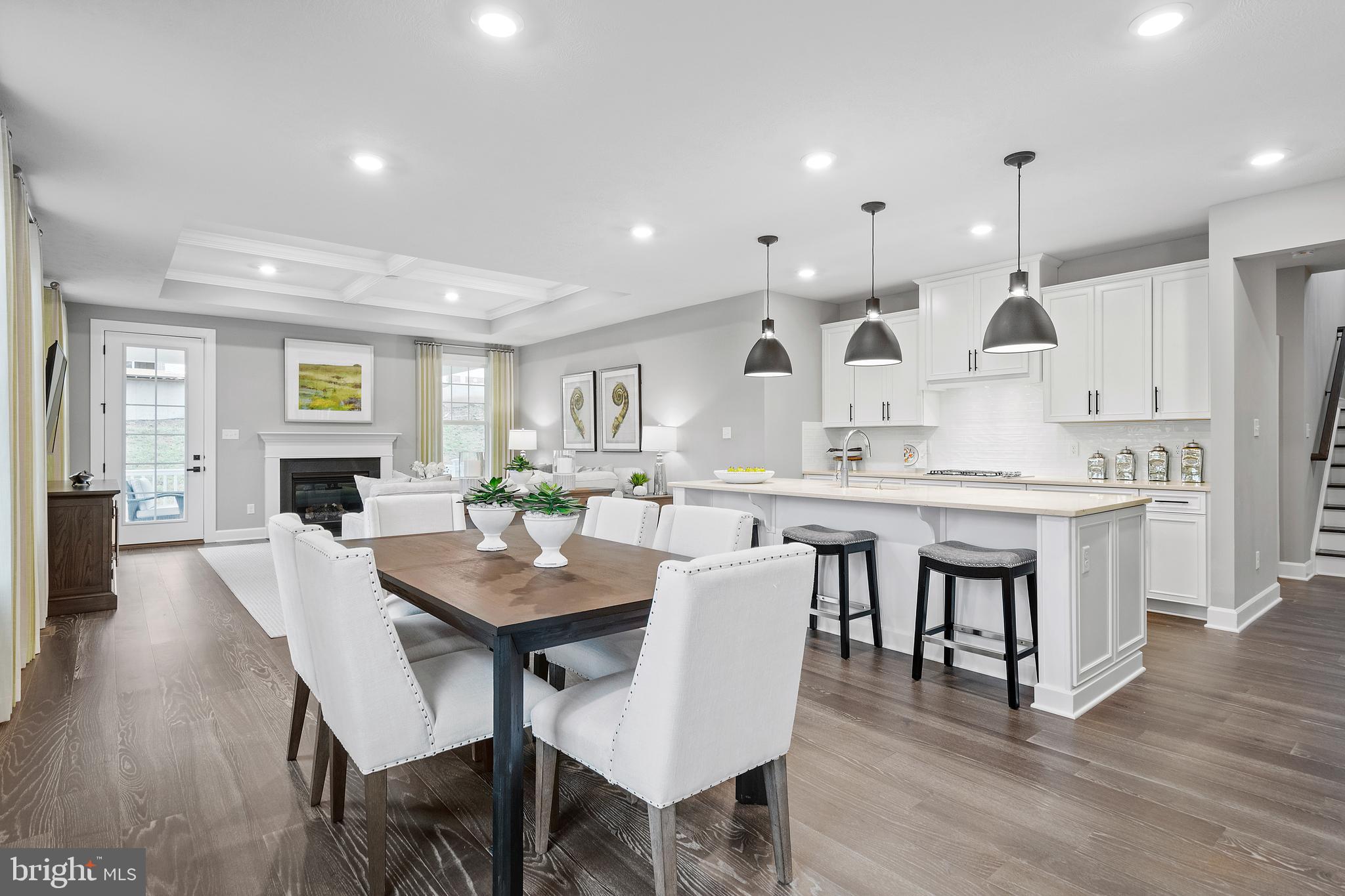 TWO RIVERS - Residential