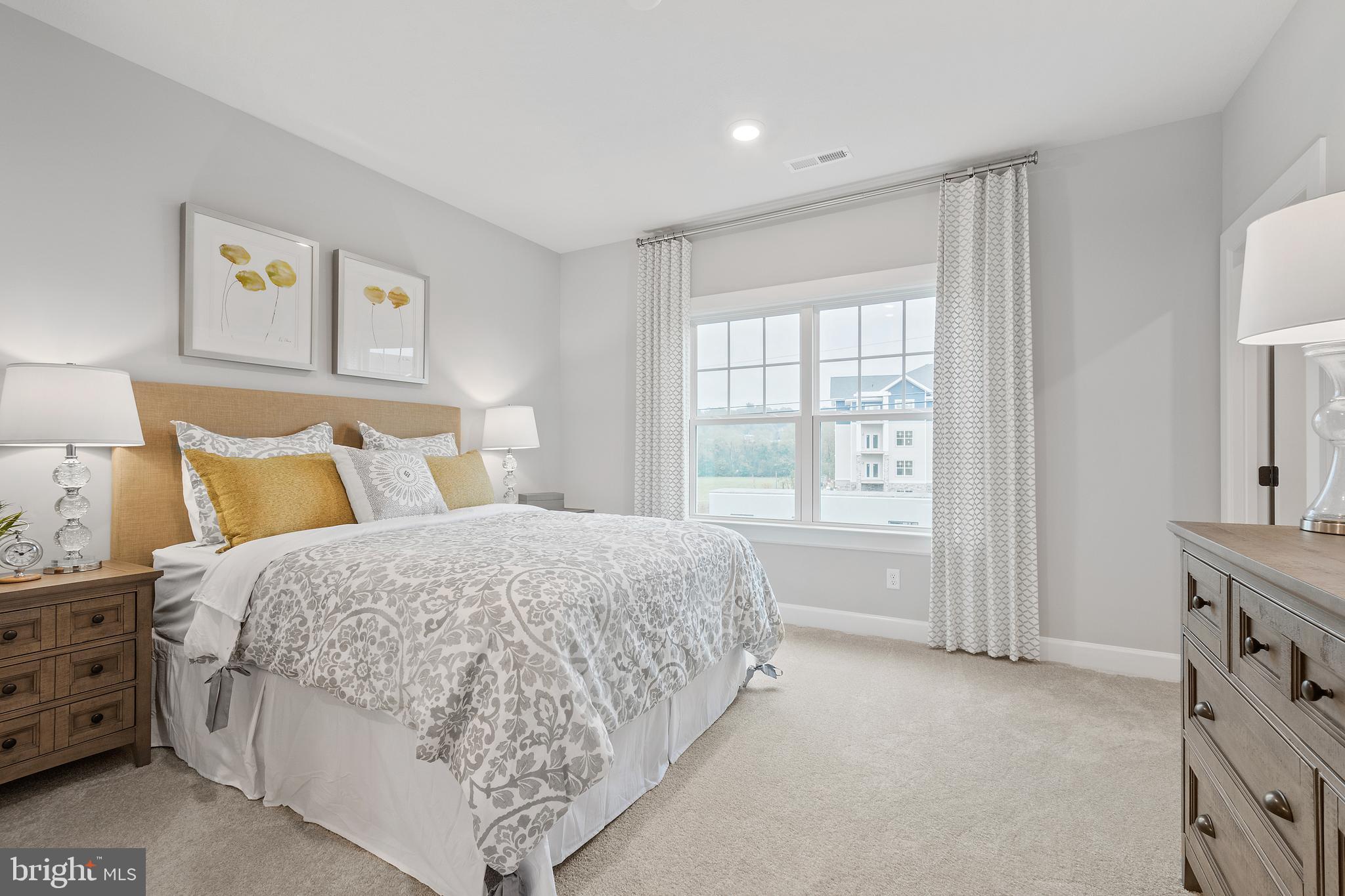 TWO RIVERS - Residential