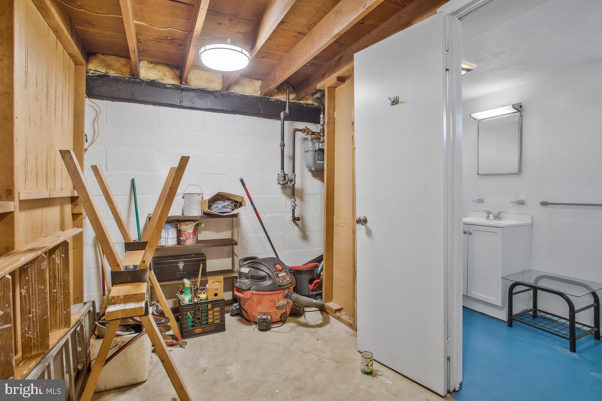 WINDSOR - Residential