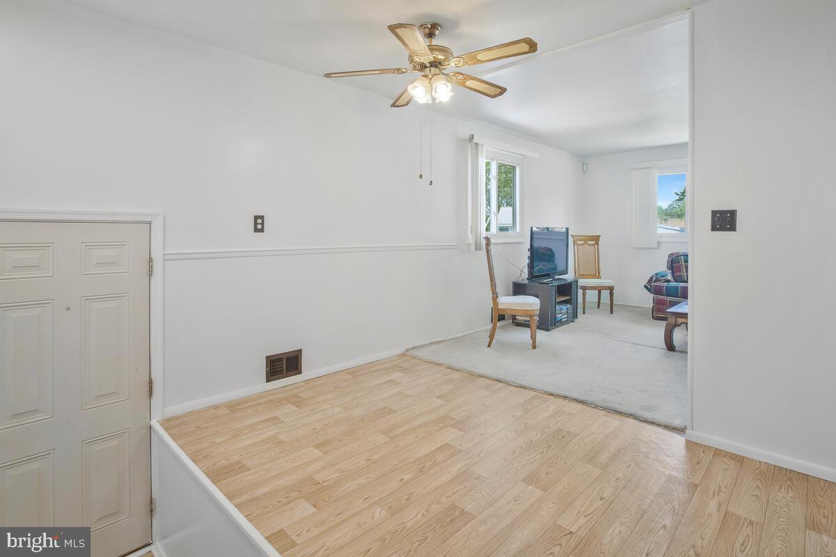 WINDSOR - Residential