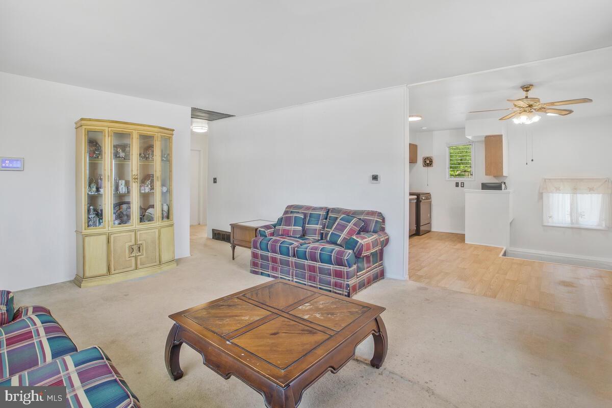 WINDSOR - Residential