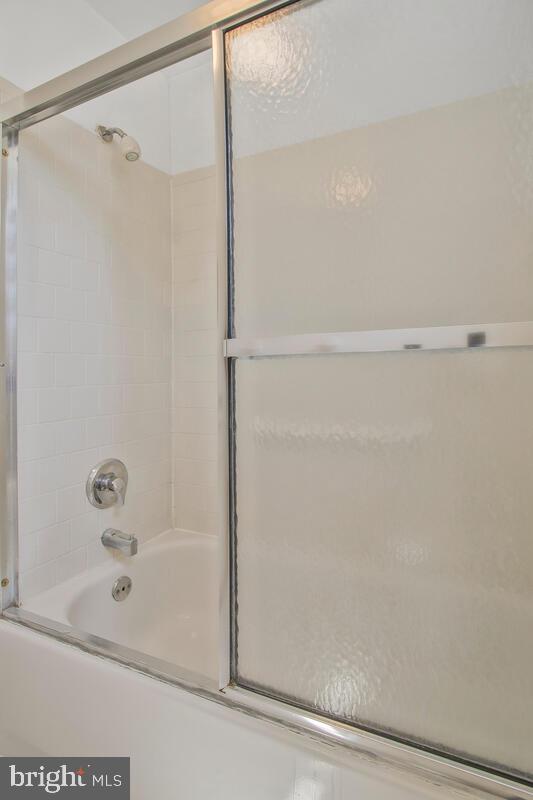 WINDSOR - Residential