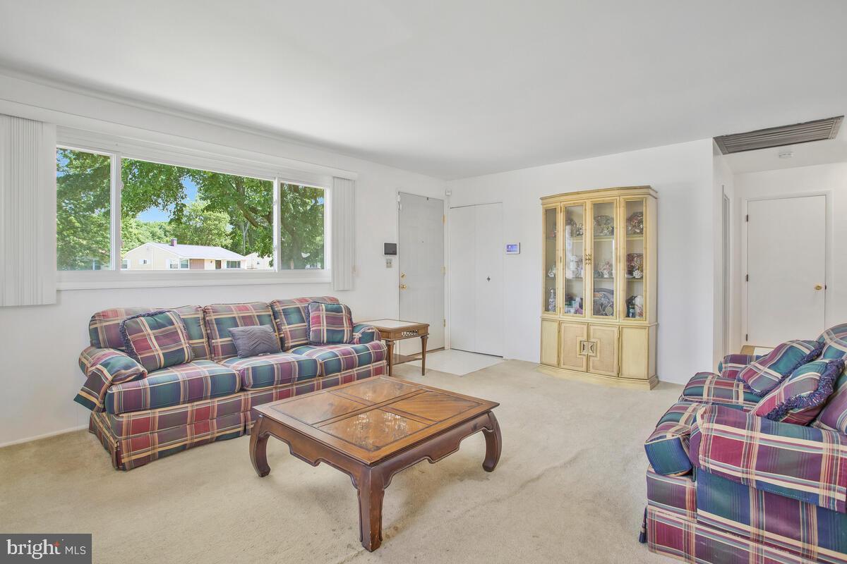 WINDSOR - Residential