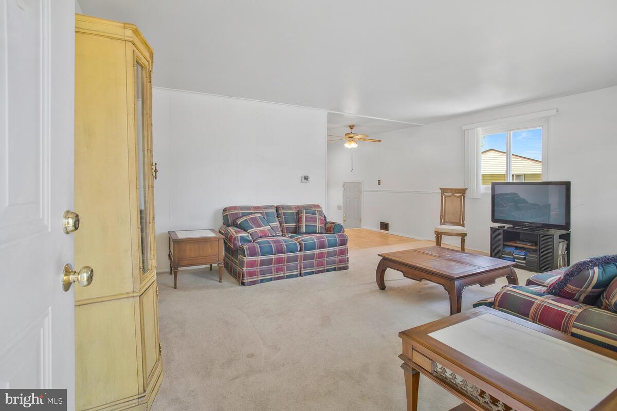 WINDSOR - Residential