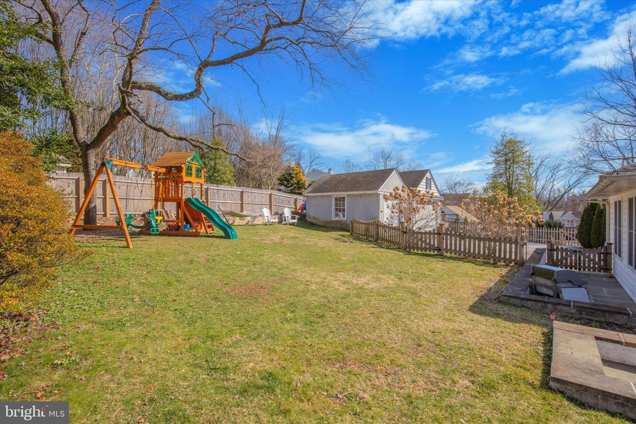 SOUTH WAYNE - Residential