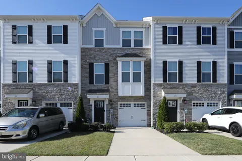 MLS: NJCD2080534