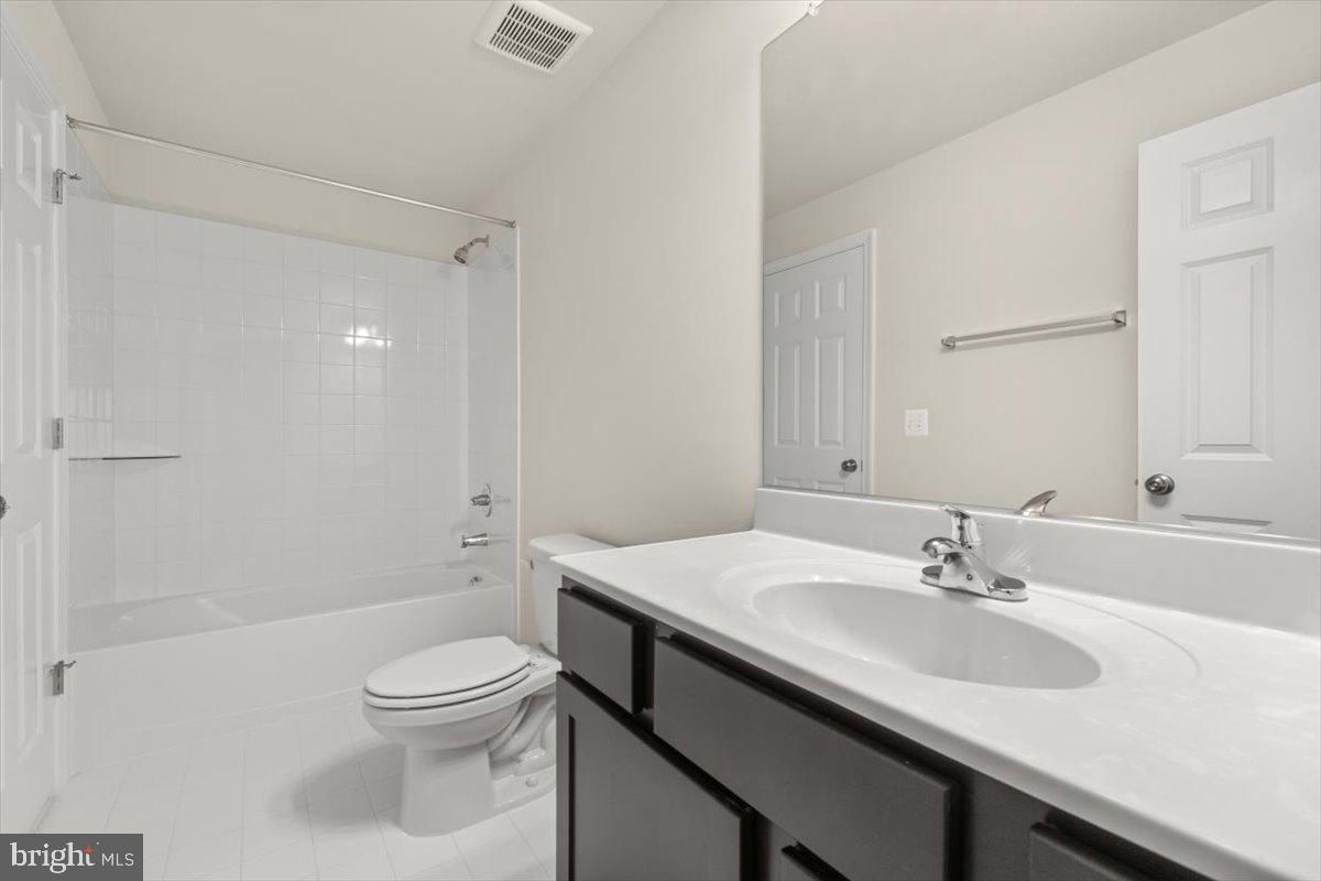 SNOWDEN BRIDGE - Residential Lease