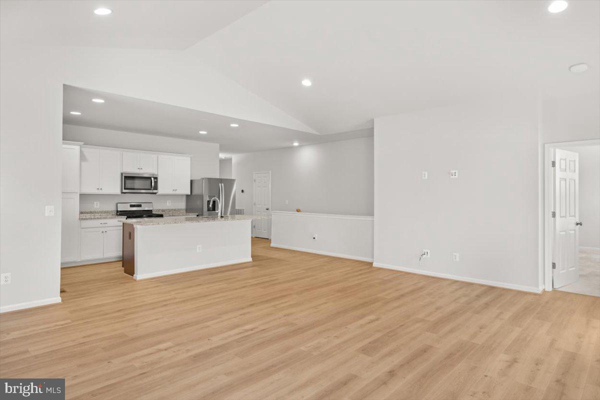 SNOWDEN BRIDGE - Residential Lease