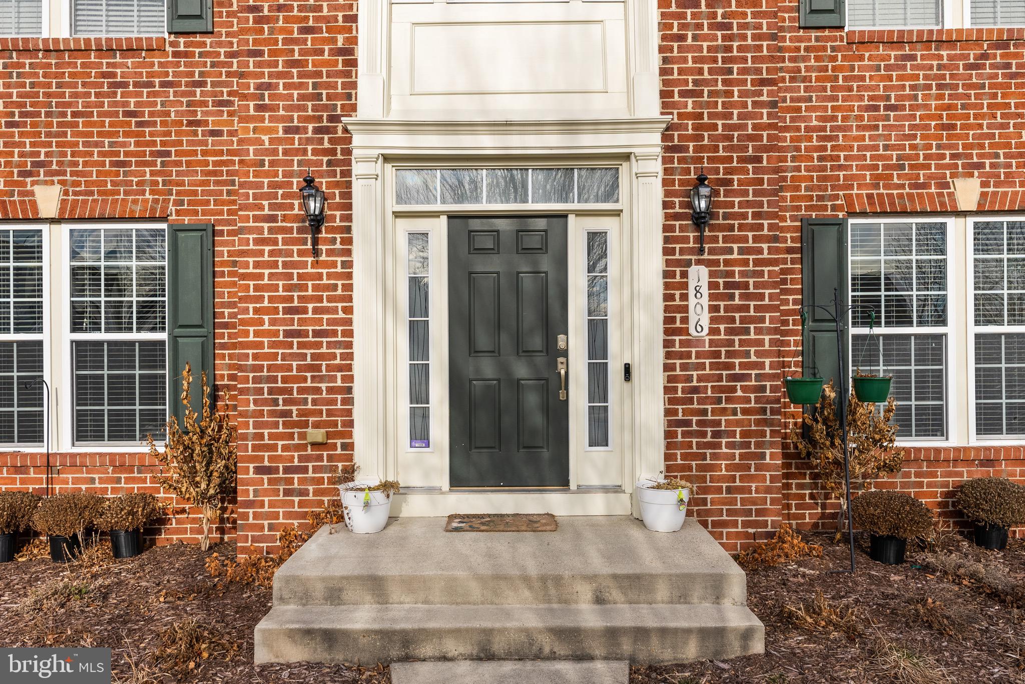 1806 ORCHARD HILL DRIVE