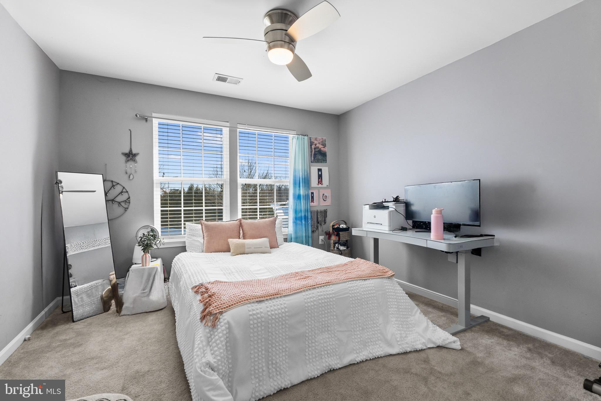 VISTAS AT GALLAHAN - Residential