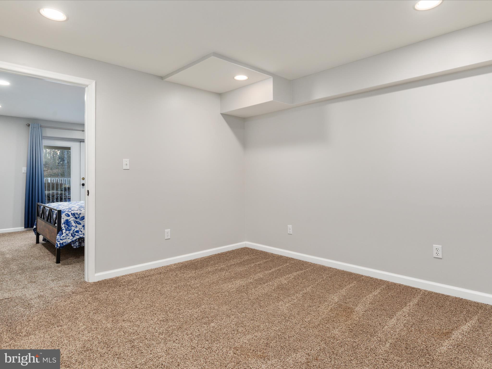 COVENTRY - Residential