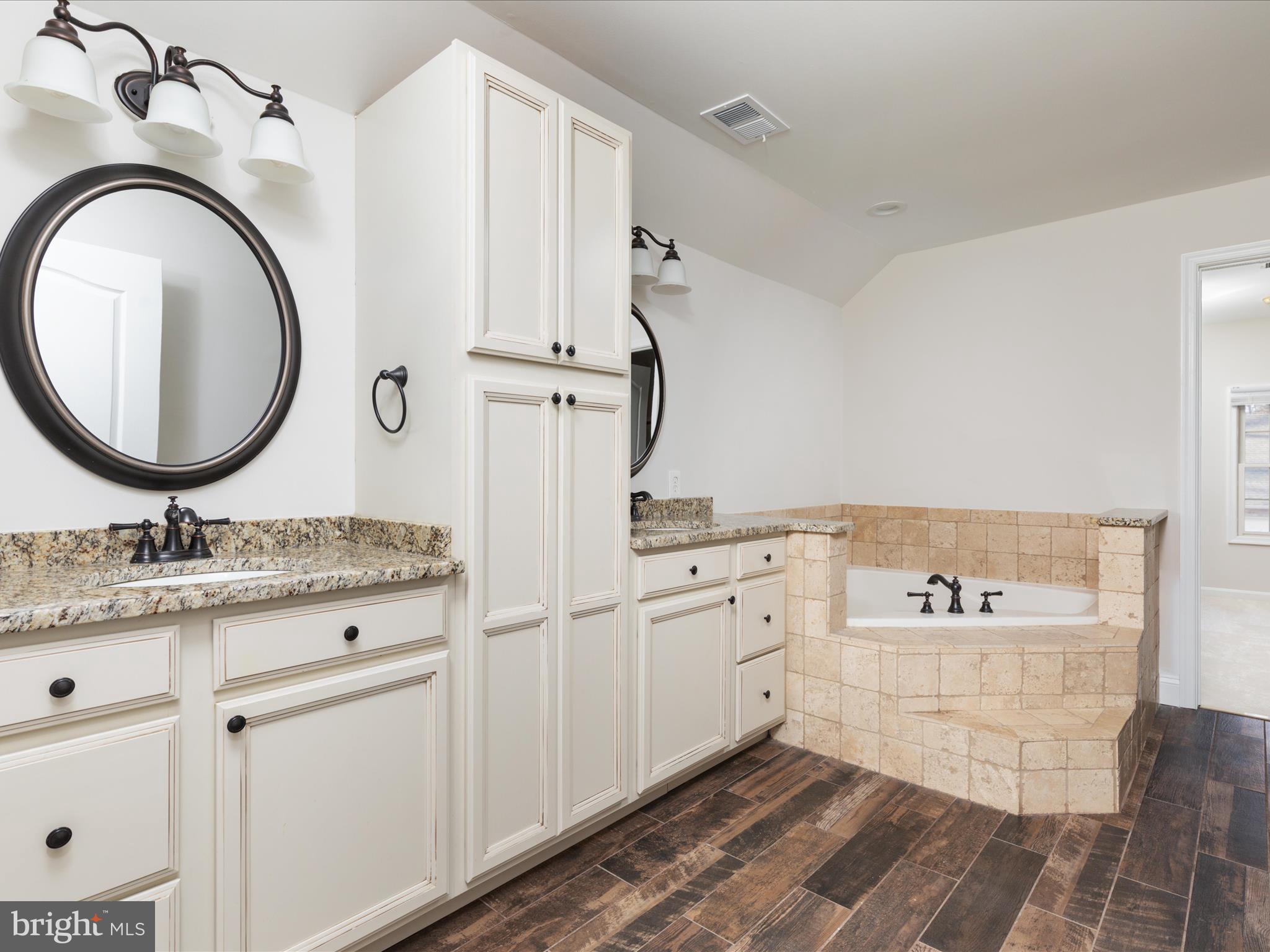 COVENTRY - Residential