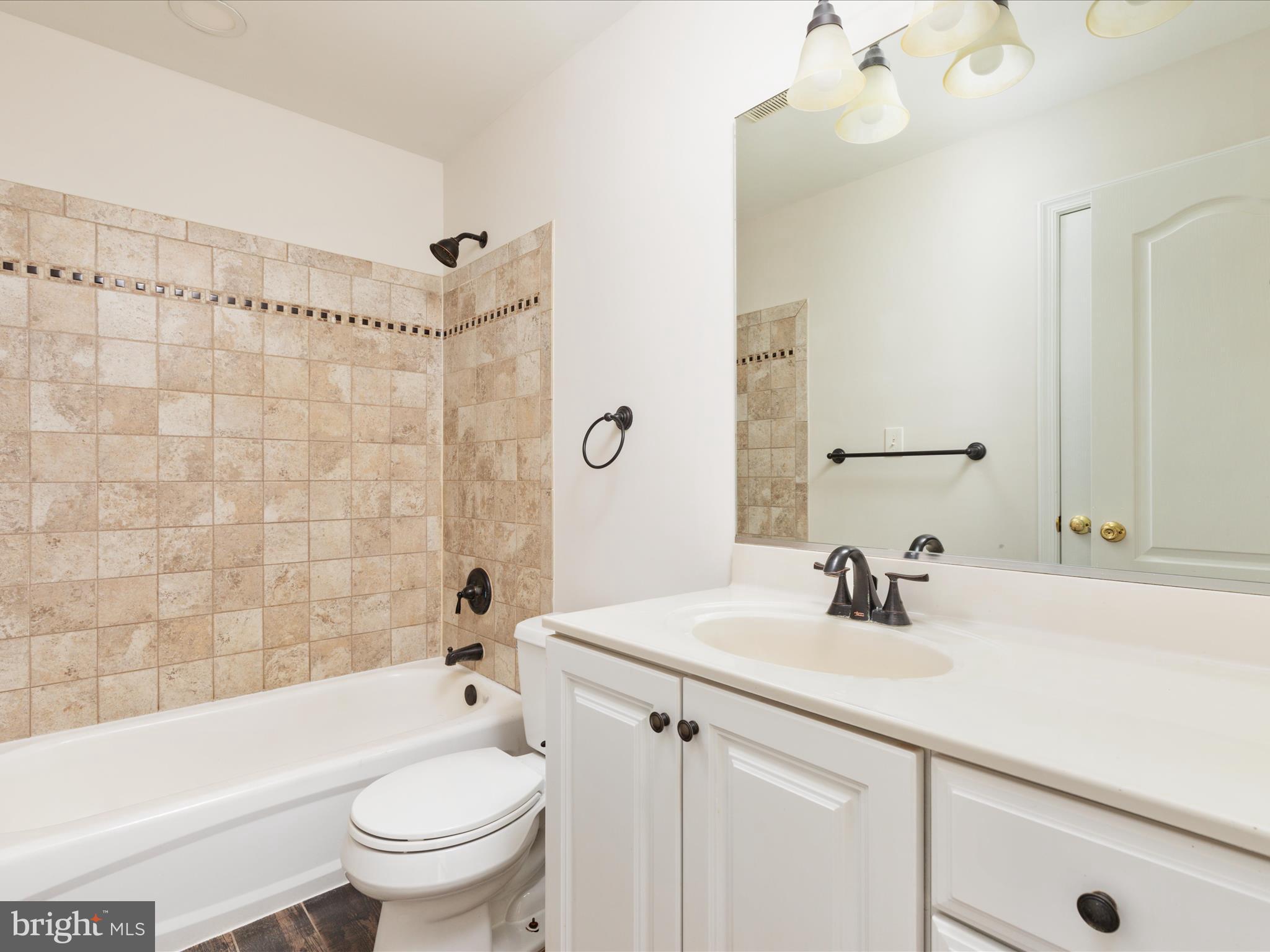 COVENTRY - Residential