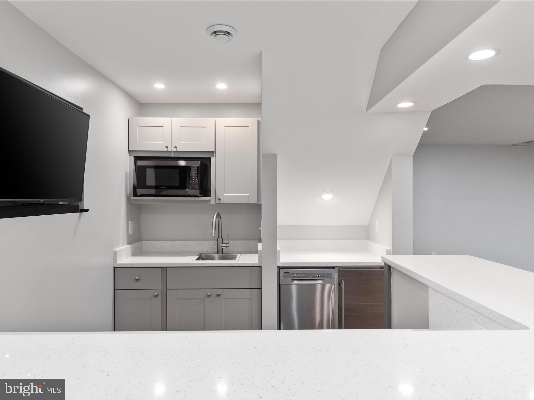 COVENTRY - Residential