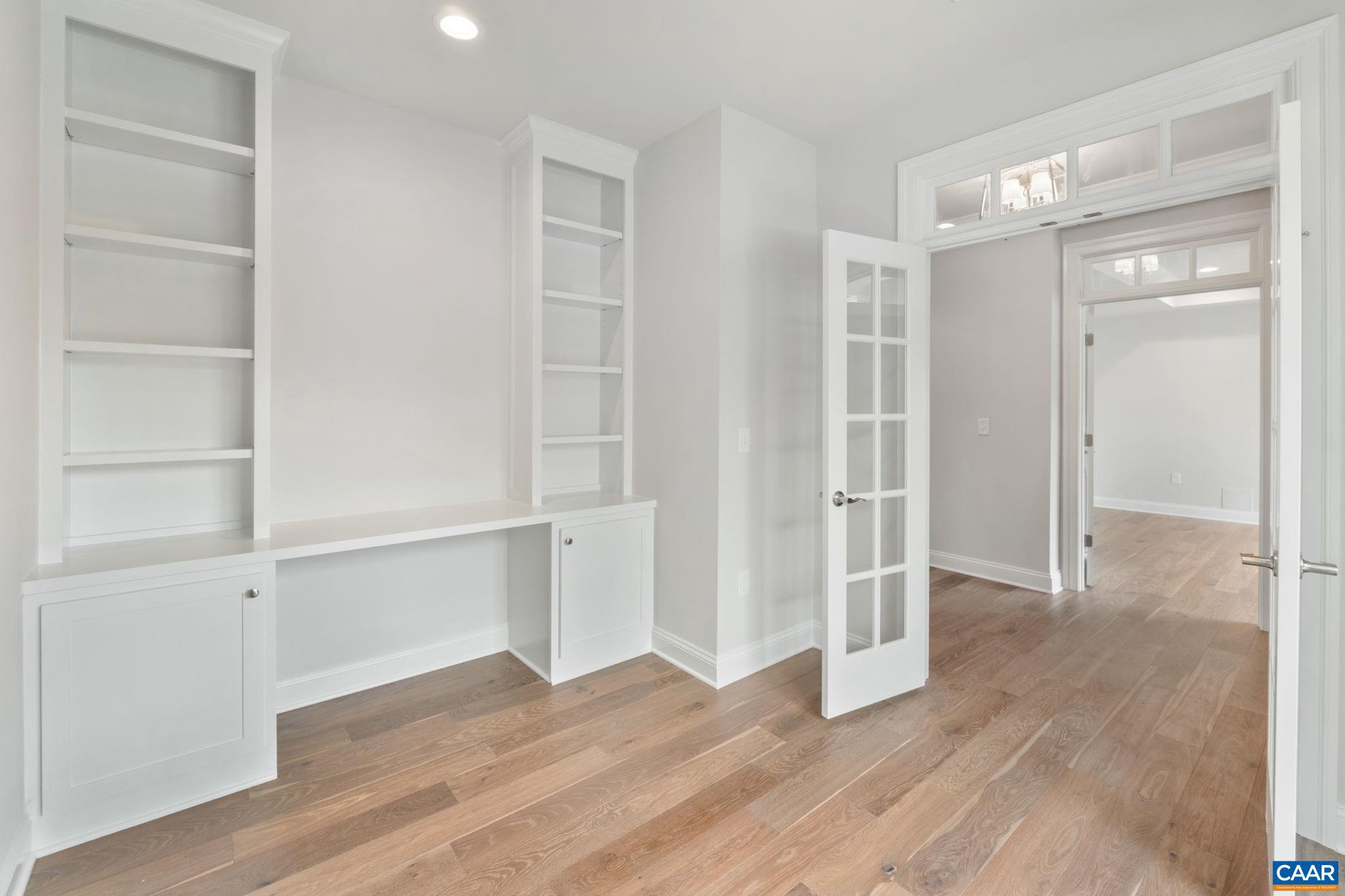 OLD TRAIL - Residential