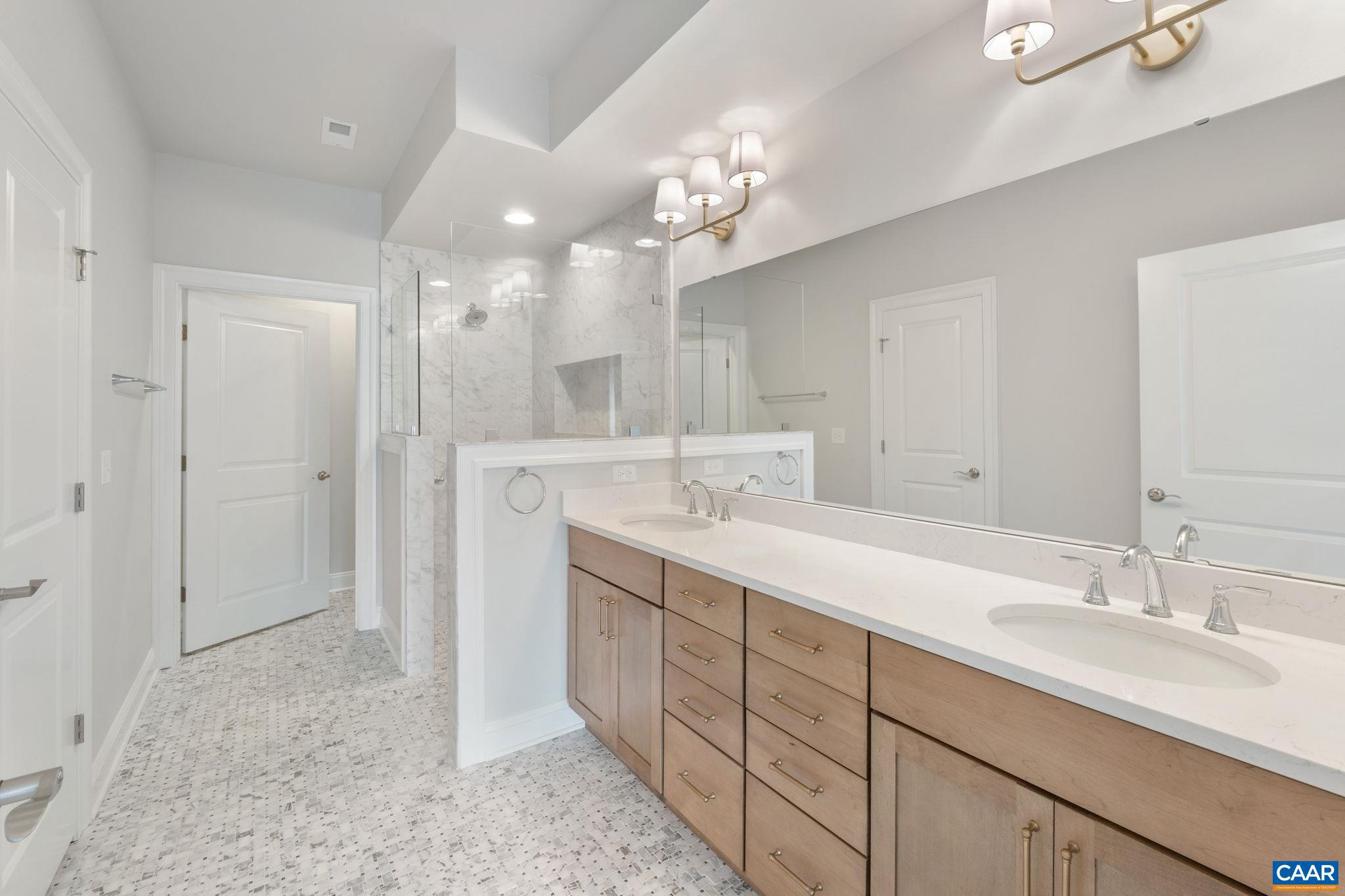 OLD TRAIL - Residential