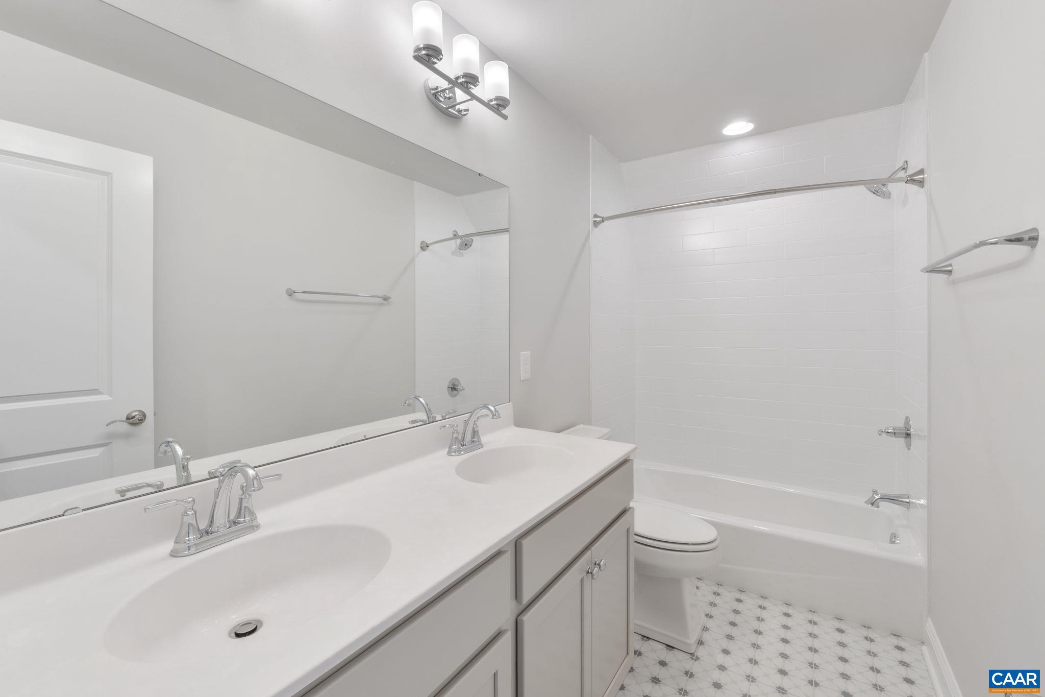 OLD TRAIL - Residential