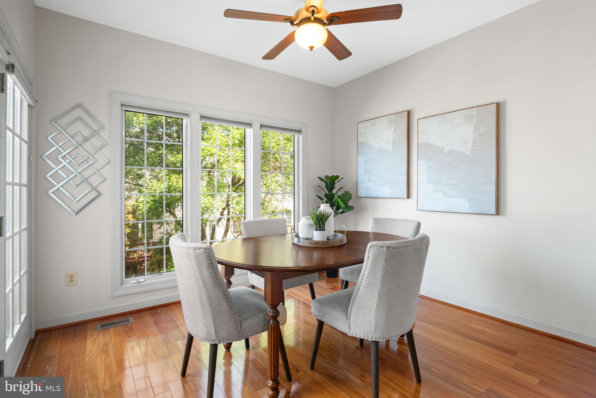 ROSE HILL FALLS - Residential