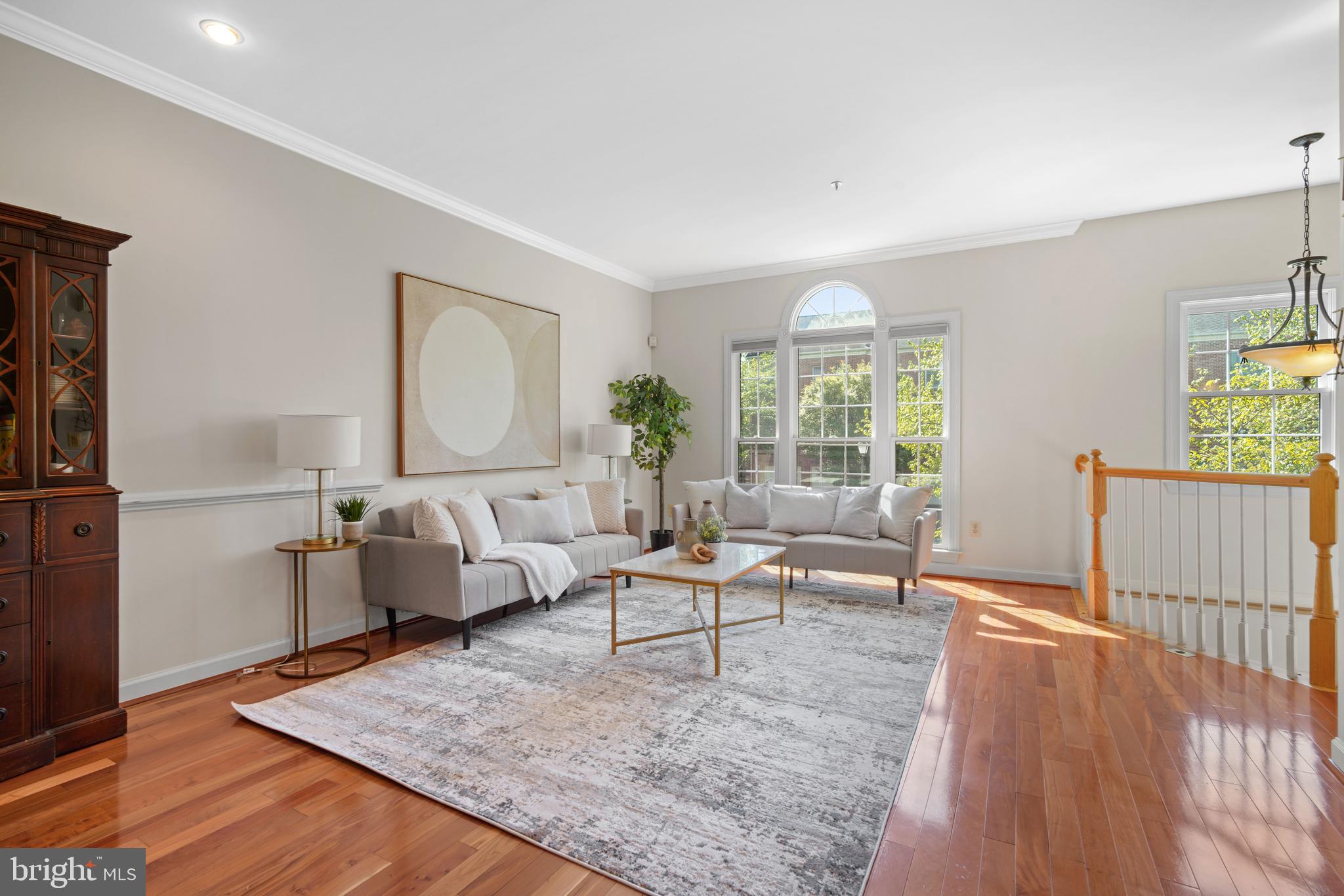 ROSE HILL FALLS - Residential