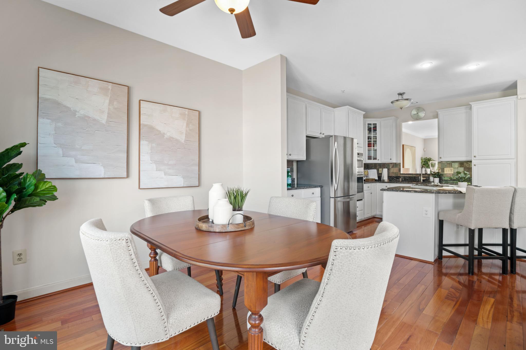 ROSE HILL FALLS - Residential