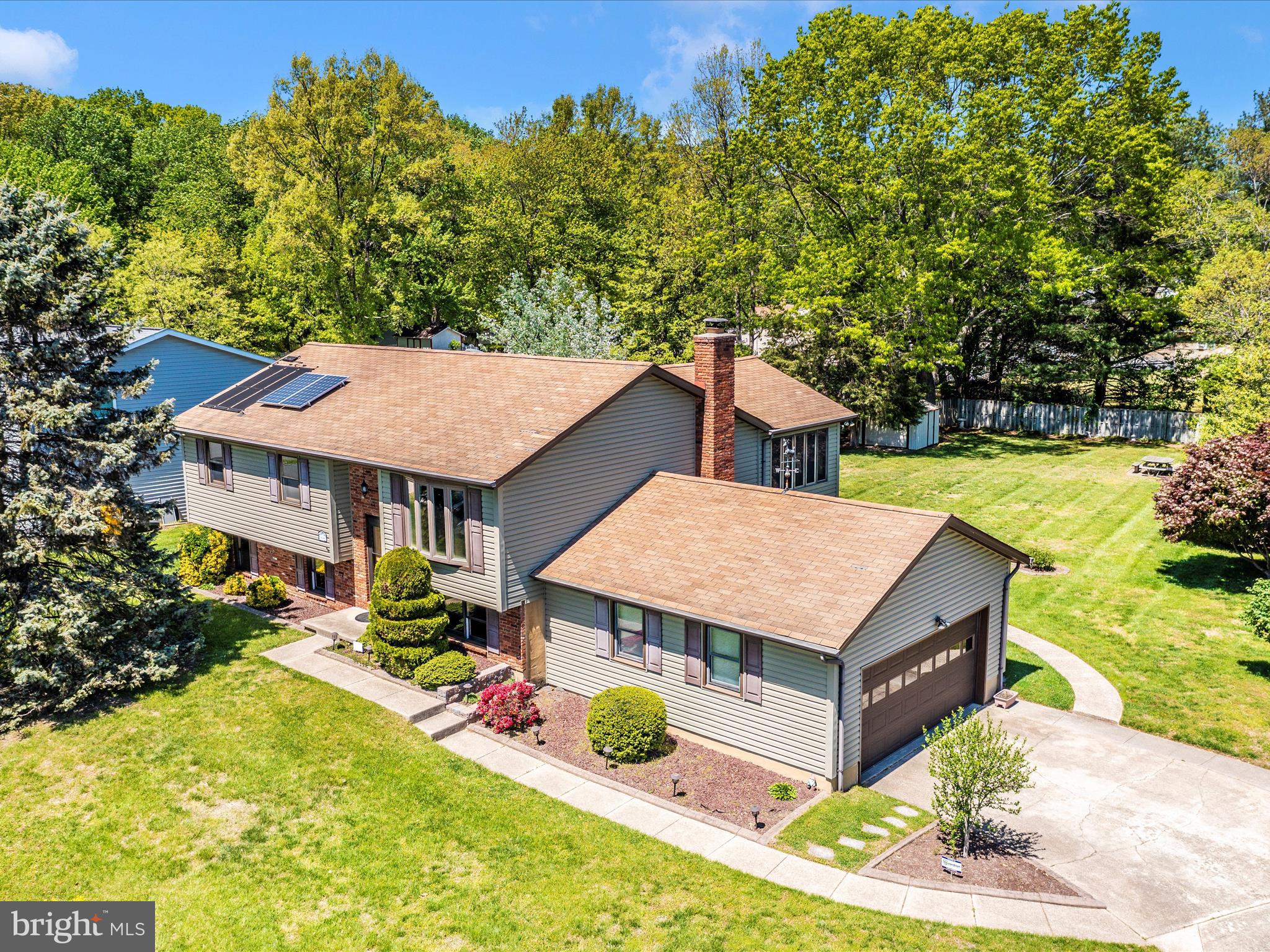 LAKE SHORE - Residential