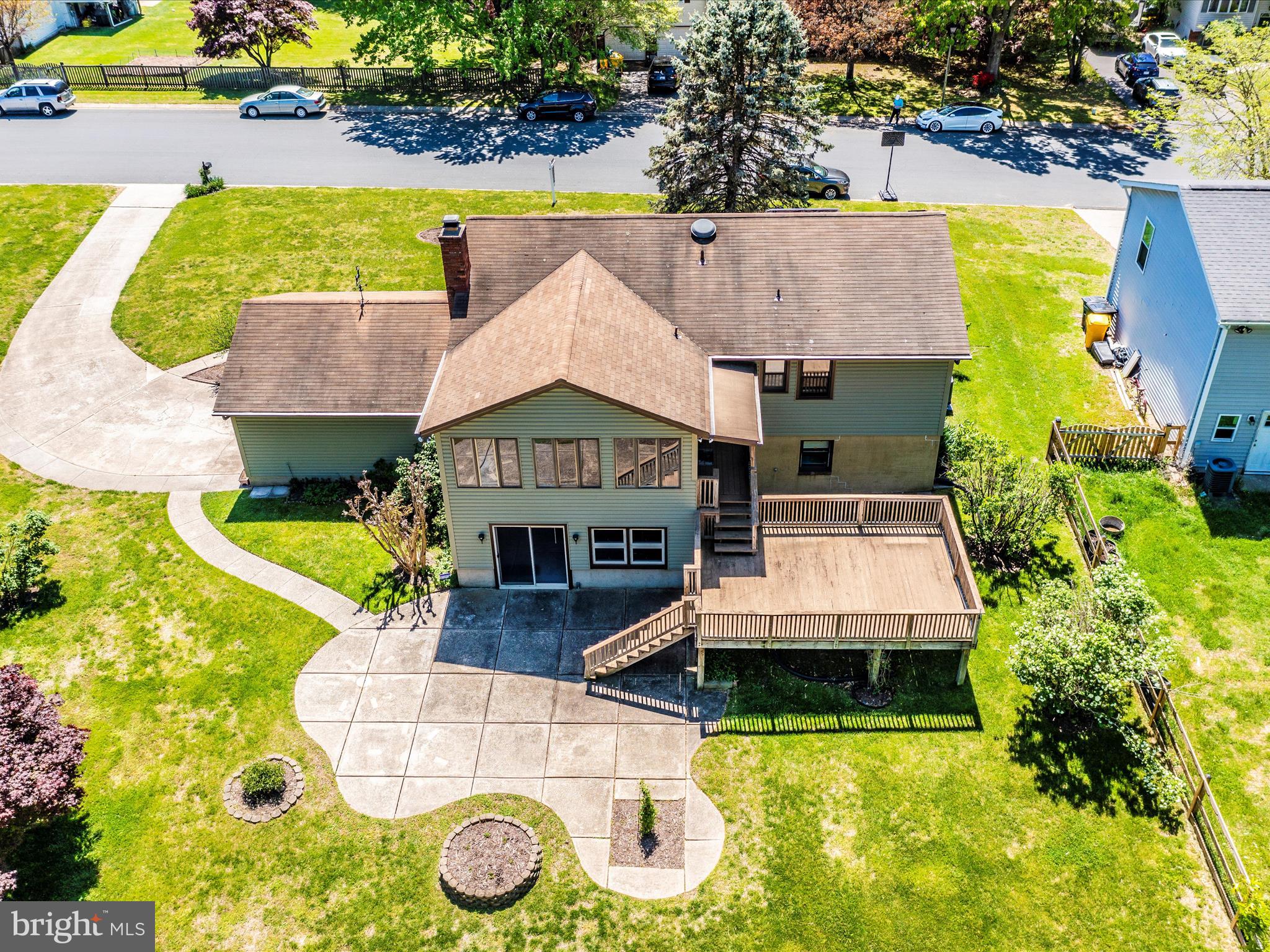 LAKE SHORE - Residential